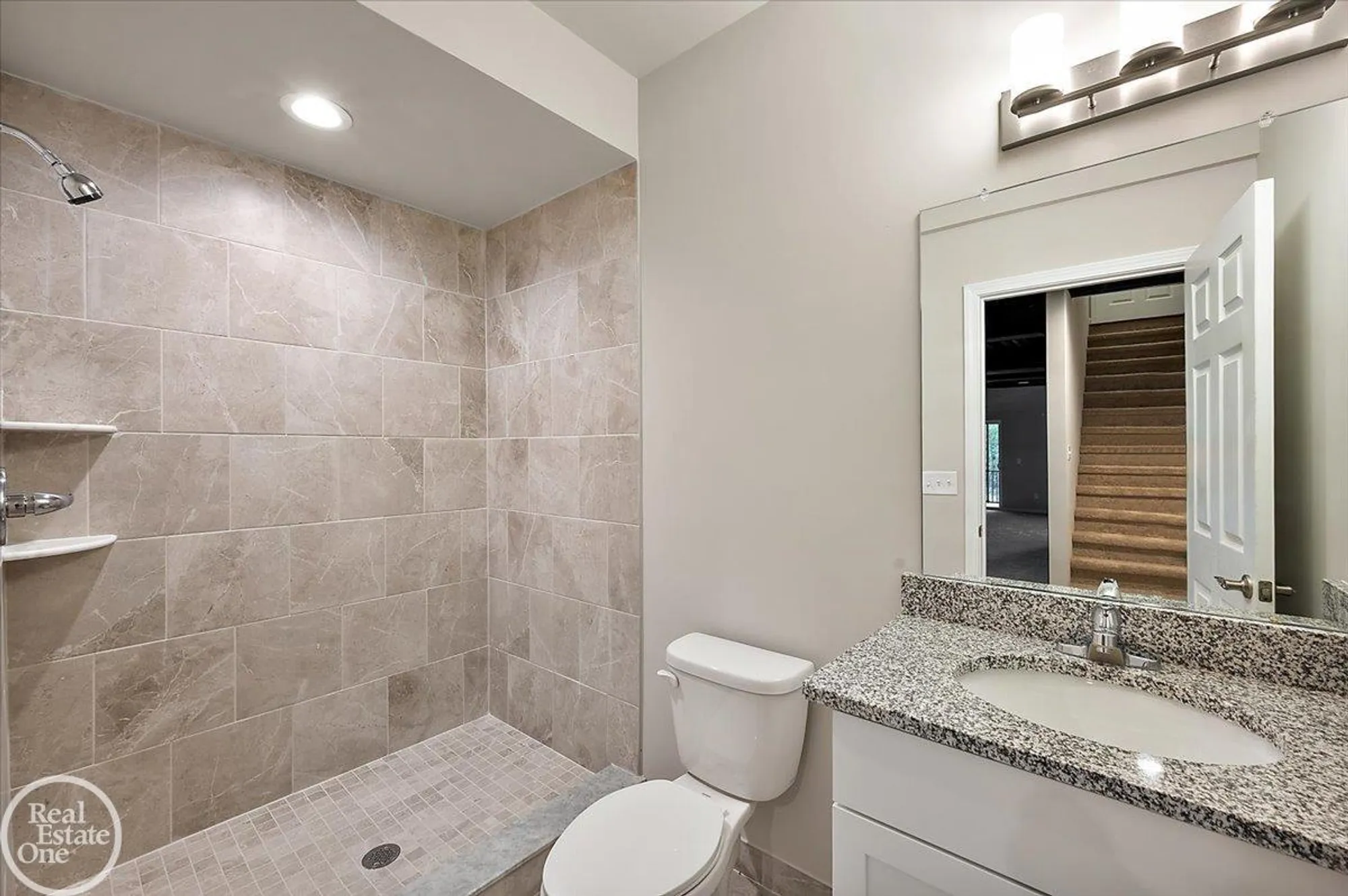 Property Slideshow image 47 of 59 | 3095 bridgewater rd, Auburn Hills, MI, 48326