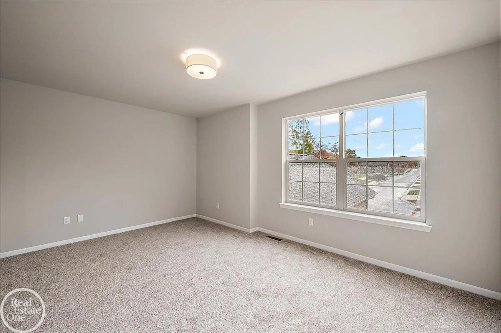 Property Slideshow image 44 of 59 | 3095 bridgewater rd, Auburn Hills, MI, 48326