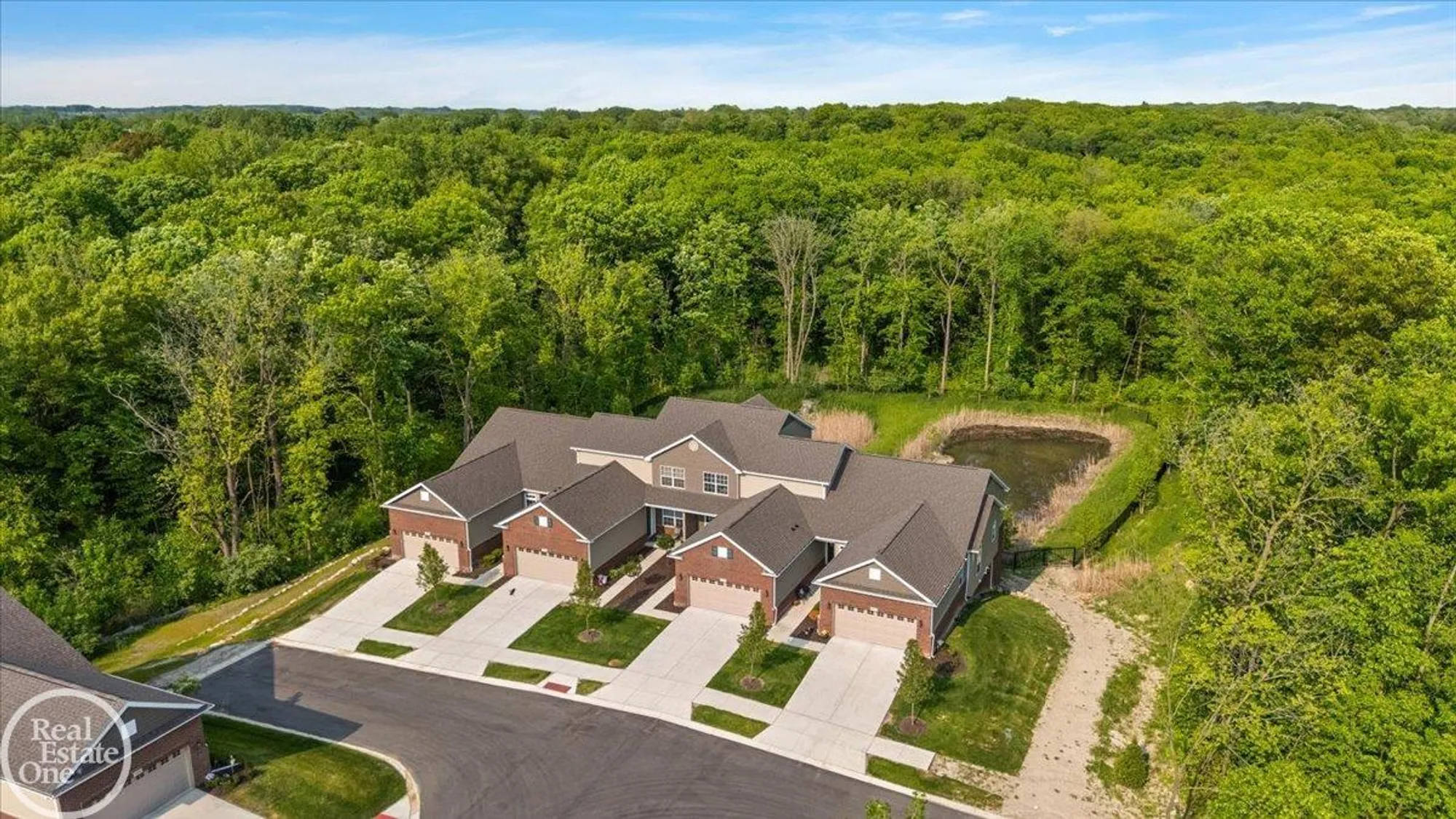 Property Slideshow image 55 of 59 | 3095 bridgewater rd, Auburn Hills, MI, 48326