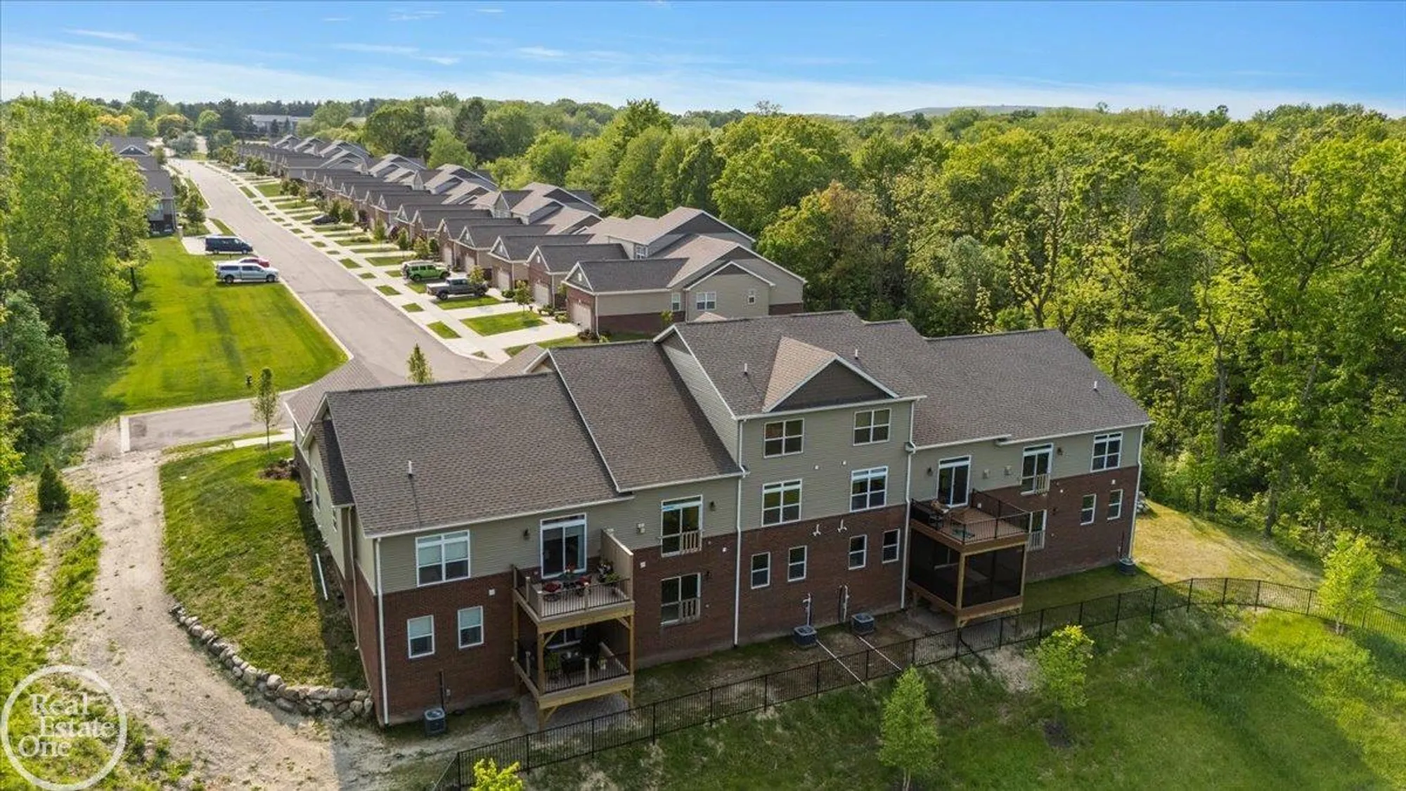 Property Slideshow image 54 of 59 | 3095 bridgewater rd, Auburn Hills, MI, 48326