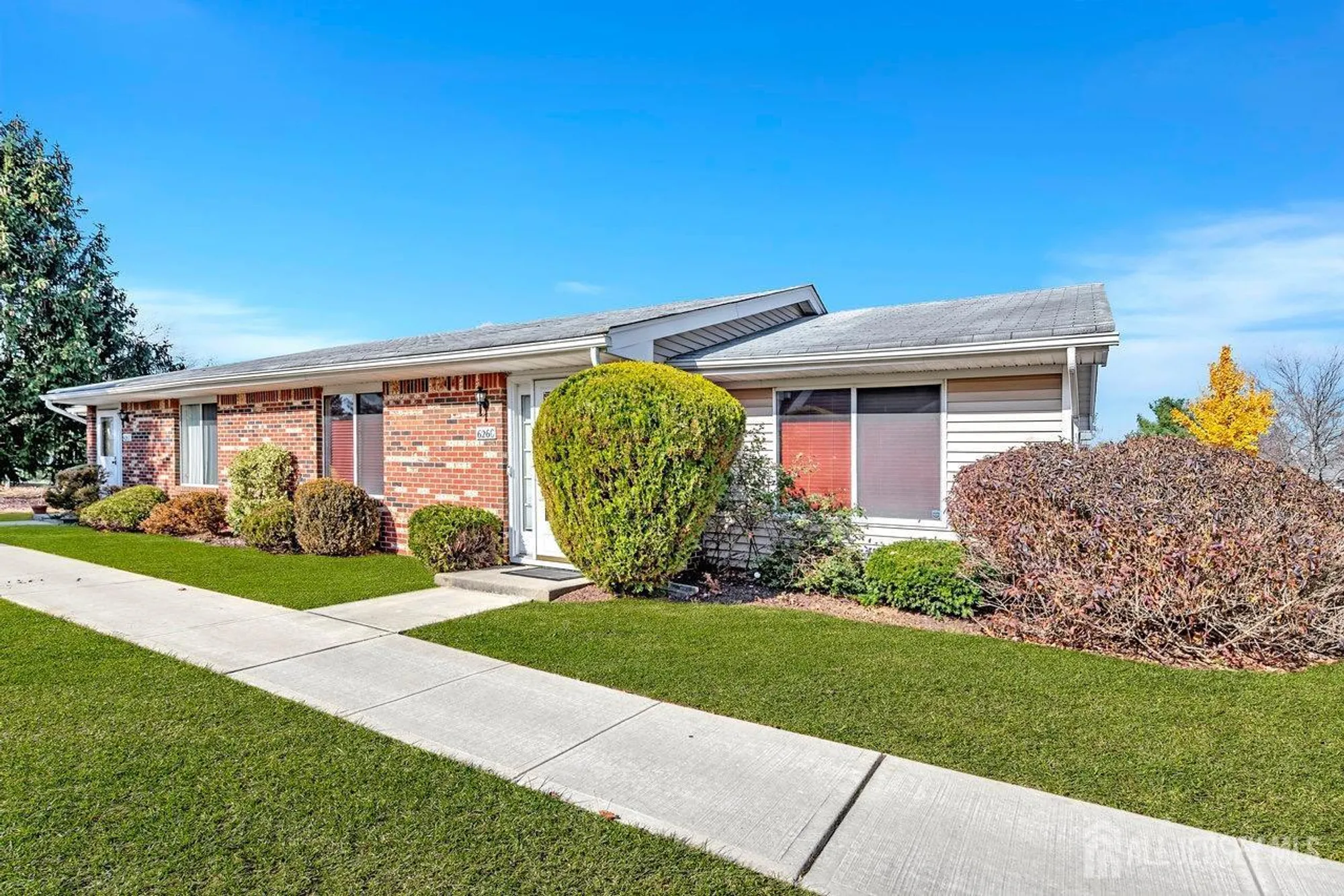 Property Slideshow image 2 of 18 | 626 deal rd c, Monroe, NJ, 08831