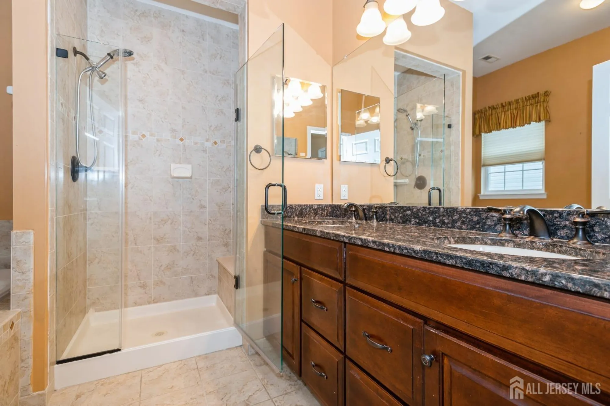 Property Slideshow image 19 of 41 | 7 riviera dr, Monroe, NJ, 08831