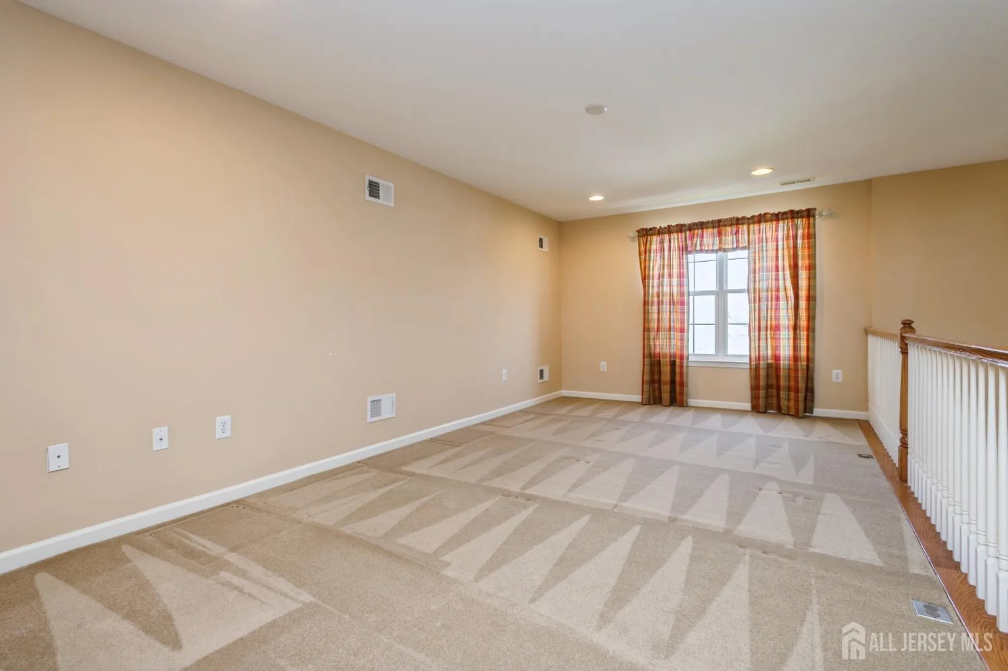 Property Slideshow image 24 of 41 | 7 riviera dr, Monroe, NJ, 08831