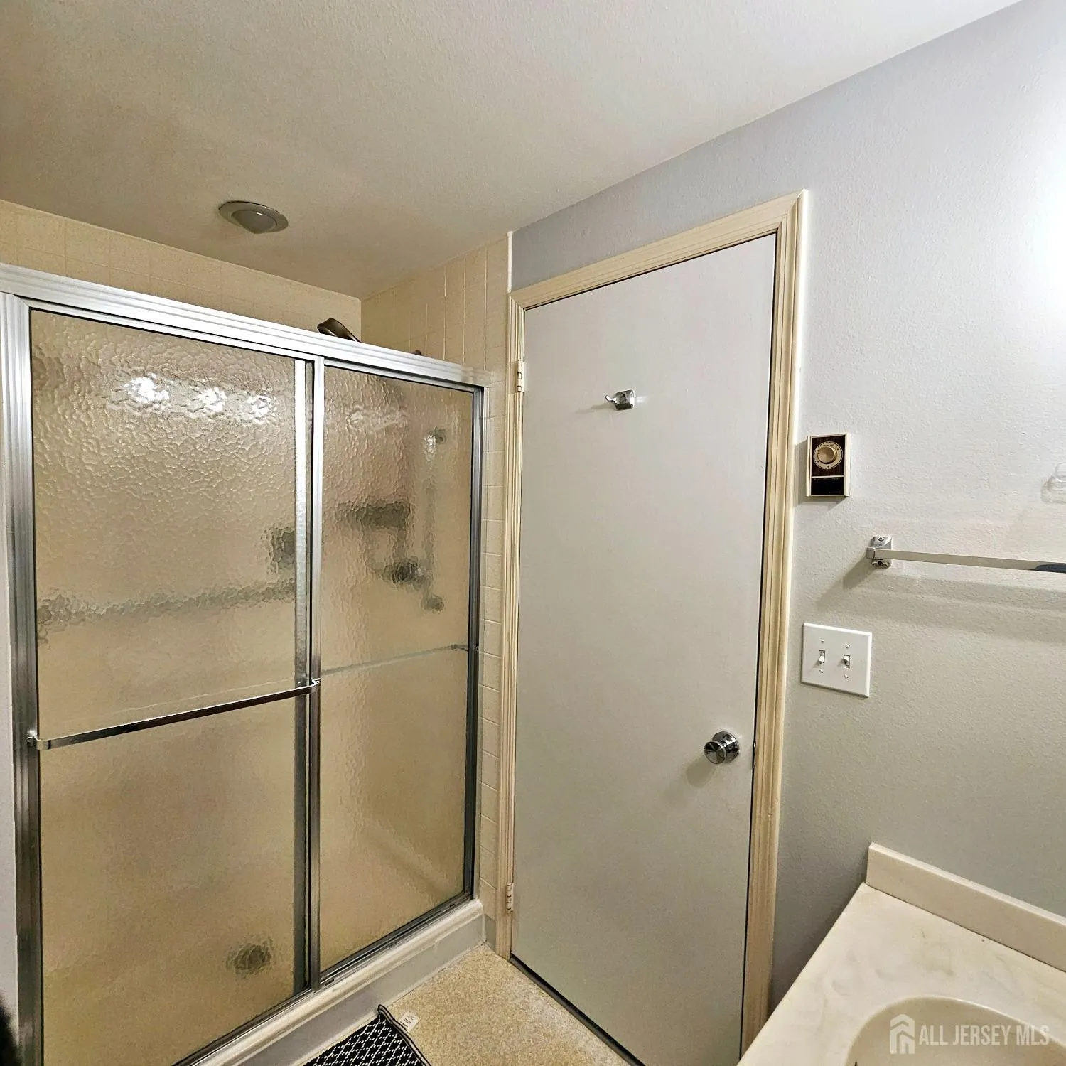 Property Slideshow image 13 of 31 | 467 new haven way a, Monroe, NJ, 08831