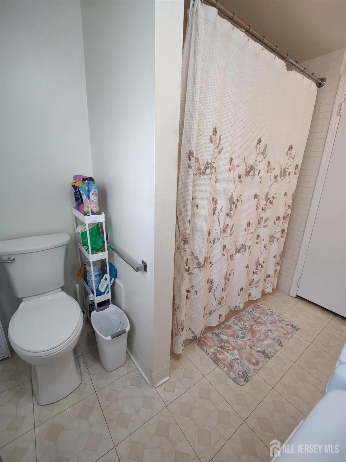 Property Slideshow image 12 of 17 | 10p sussex way, Monroe, NJ, 08831