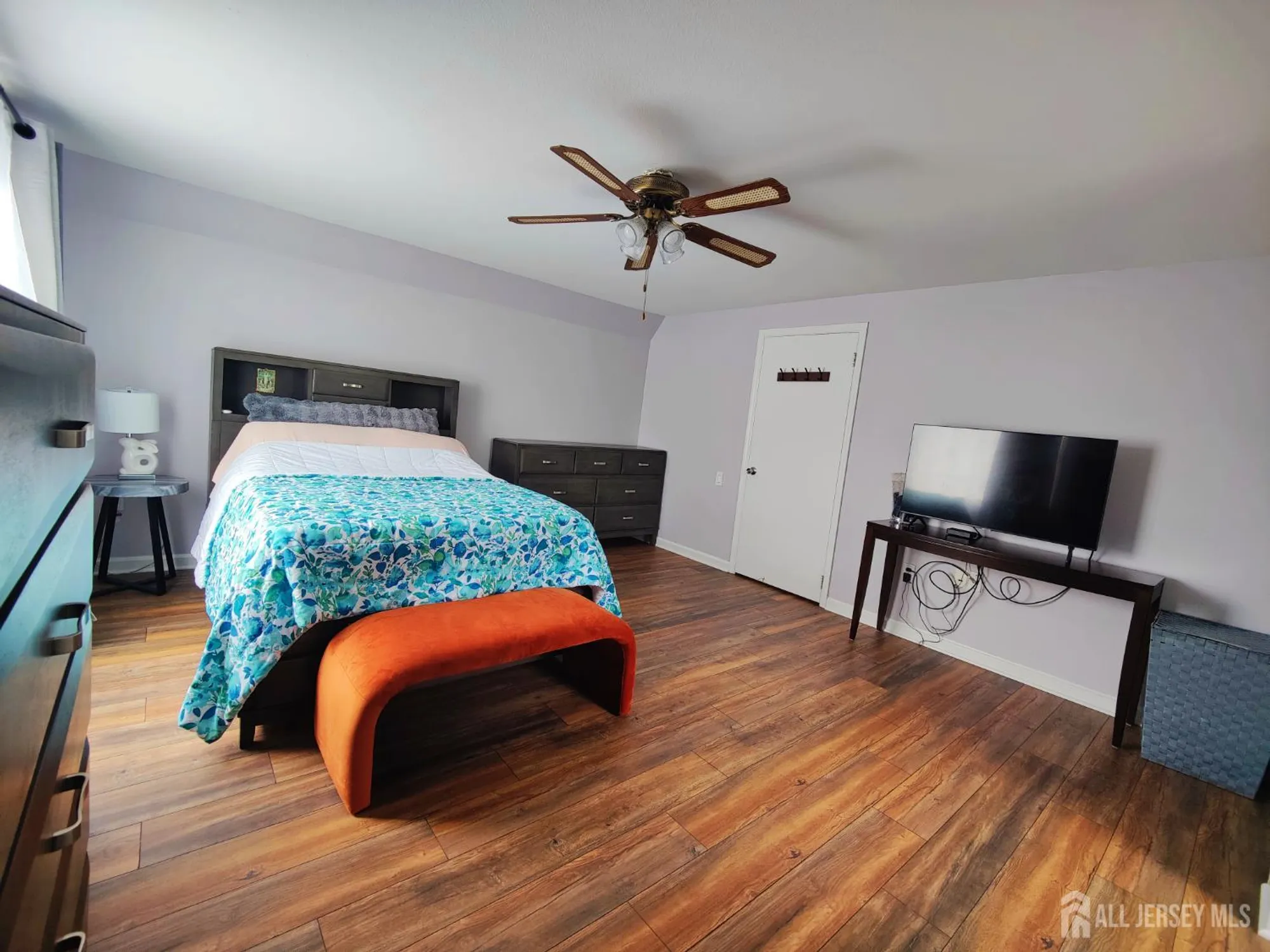 Property Slideshow image 10 of 17 | 10p sussex way, Monroe, NJ, 08831