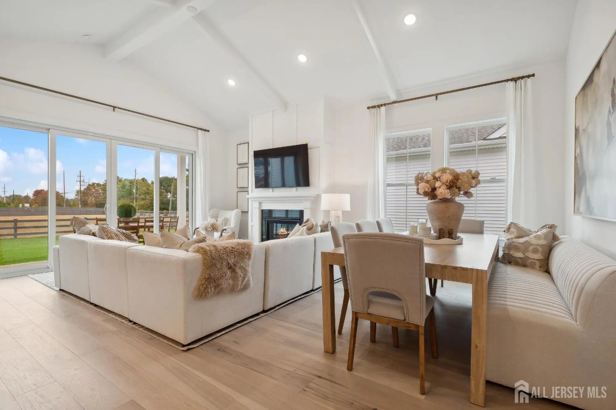 Property Slideshow image 9 of 40 | 27 brewer way # 39, Plainsboro, NJ, 08536