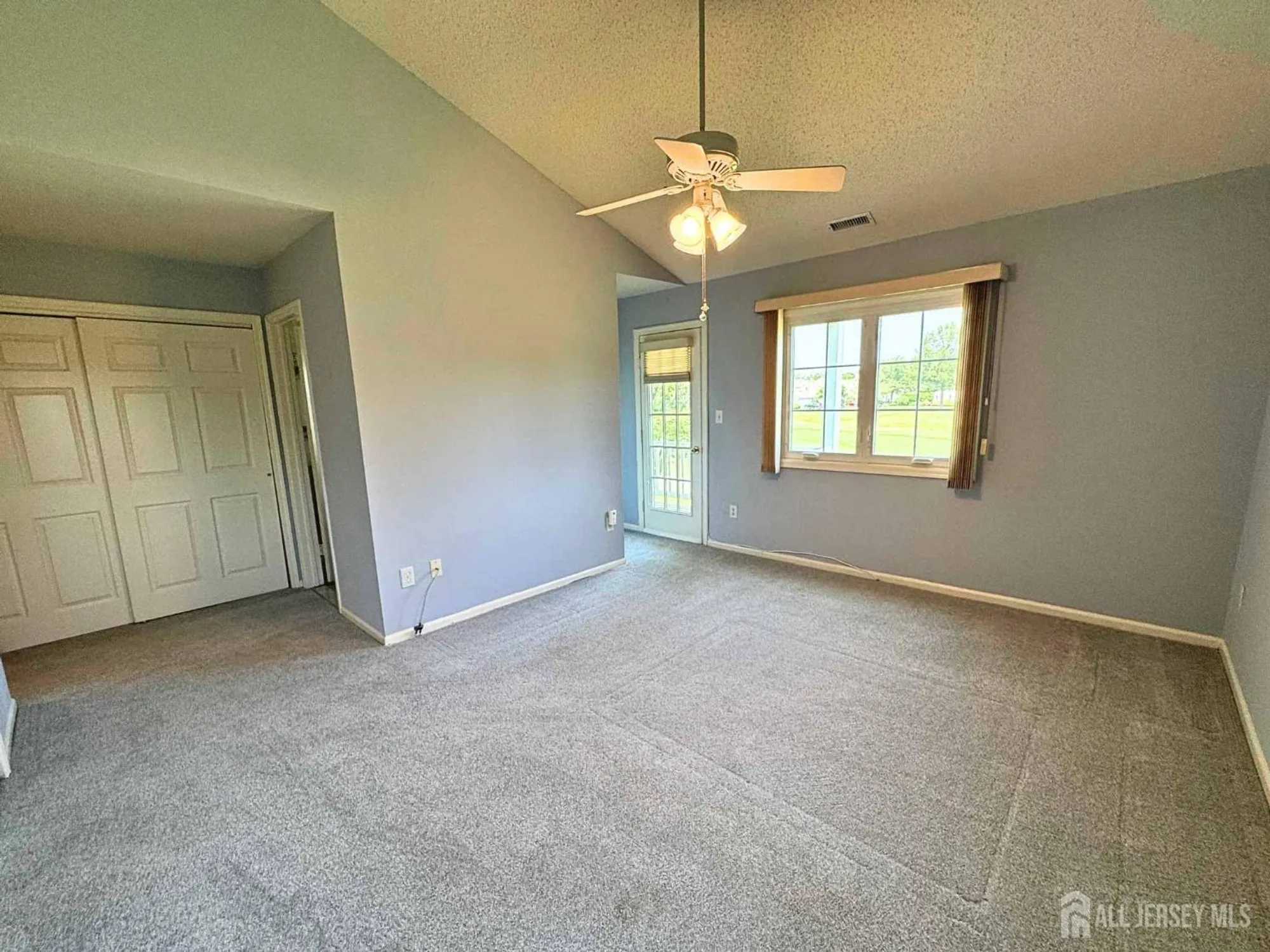 Property Slideshow image 14 of 24 | 38 rutland ln i, Monroe, NJ, 08831