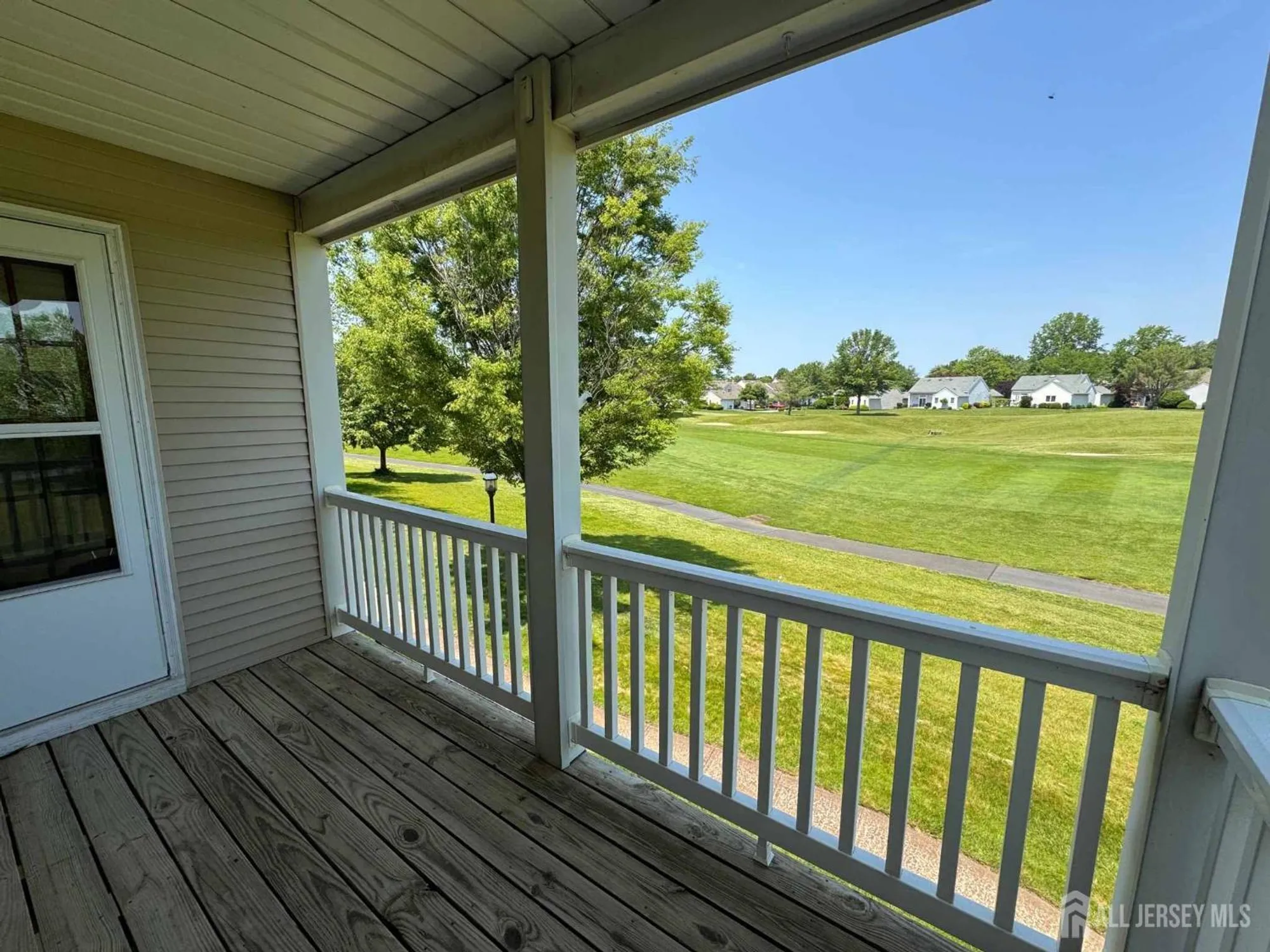 Property Slideshow image 12 of 24 | 38 rutland ln i, Monroe, NJ, 08831