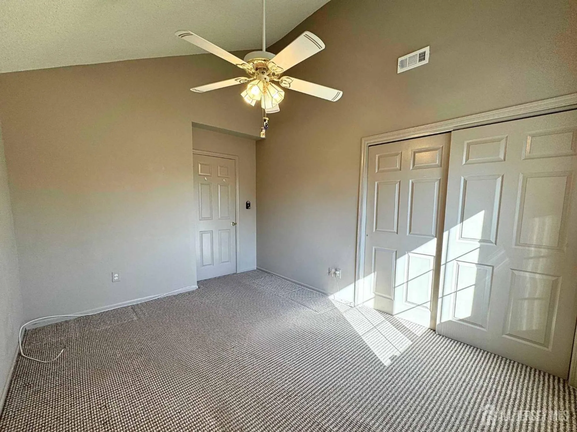 Property Slideshow image 18 of 24 | 38 rutland ln i, Monroe, NJ, 08831