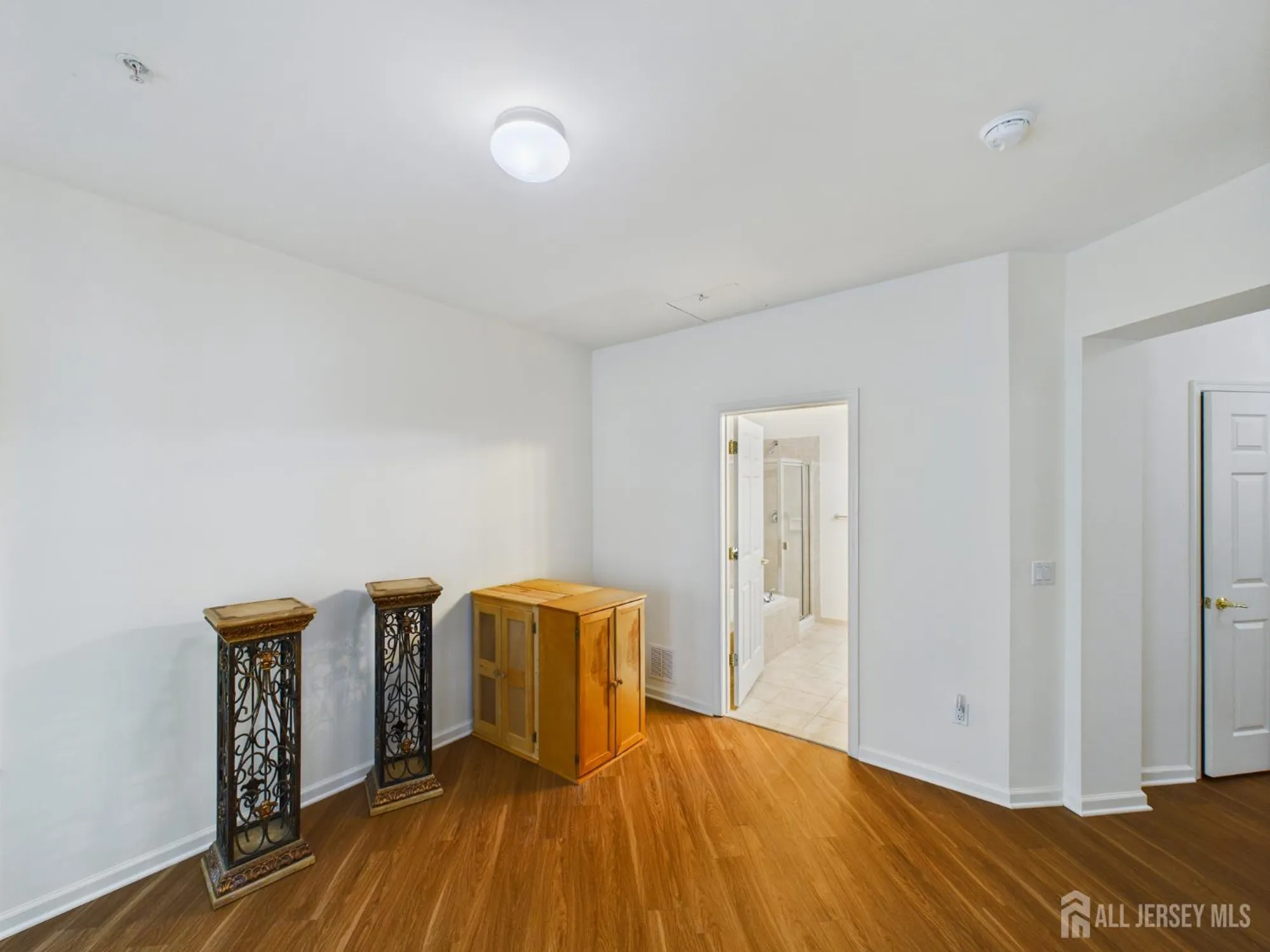Property Slideshow image 21 of 42 | 1102 cedar village blvd, East Brunswick, NJ, 08816