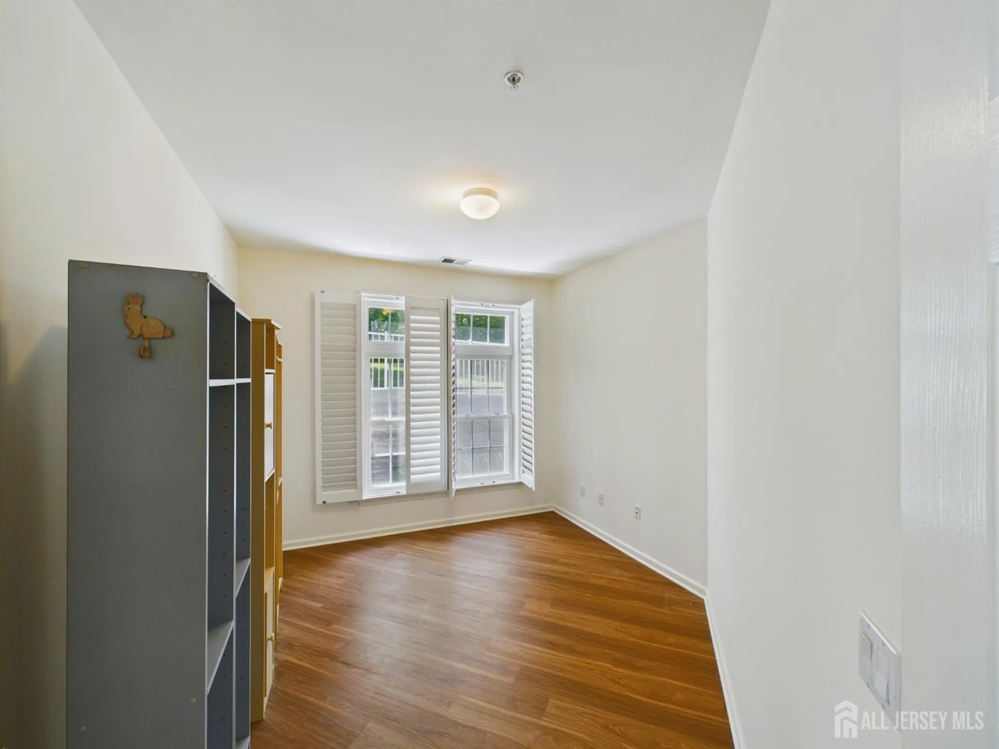 Property Slideshow image 18 of 42 | 1102 cedar village blvd, East Brunswick, NJ, 08816
