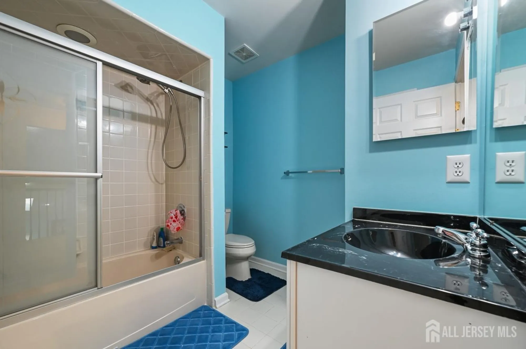 Property Slideshow image 28 of 63 | 1 phillip ct, Monroe, NJ, 08831