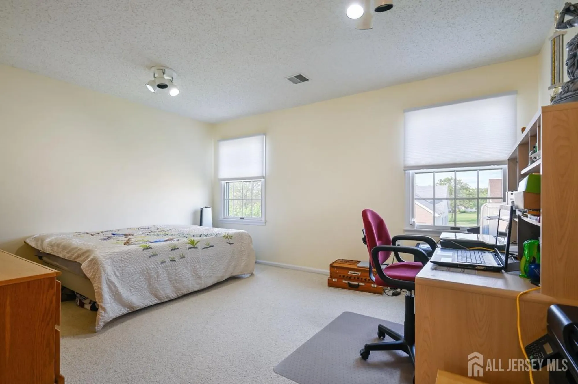 Property Slideshow image 16 of 63 | 1 phillip ct, Monroe, NJ, 08831