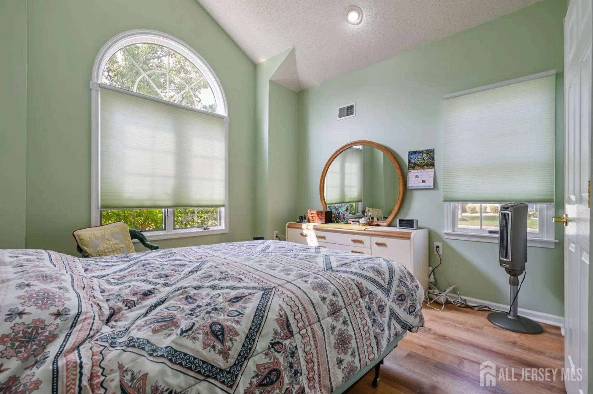 Property Slideshow image 8 of 63 | 1 phillip ct, Monroe, NJ, 08831