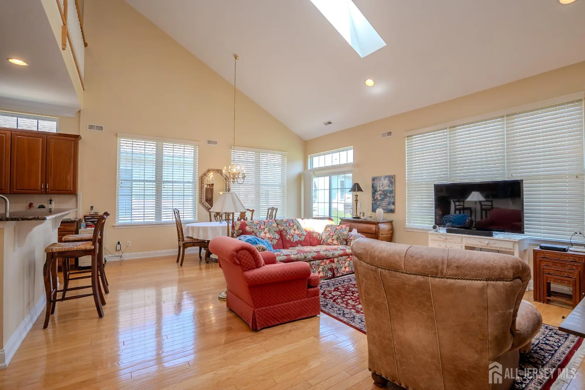 Property Slideshow image 18 of 38 | 9 copernicus ct, East Windsor, NJ, 08512