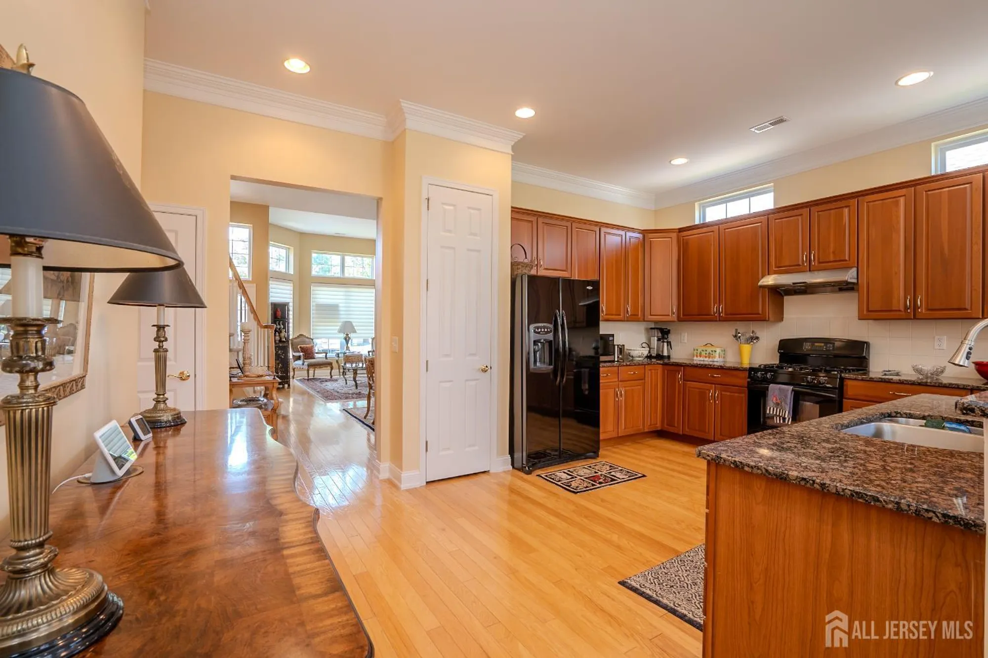 Property Slideshow image 14 of 38 | 9 copernicus ct, East Windsor, NJ, 08512