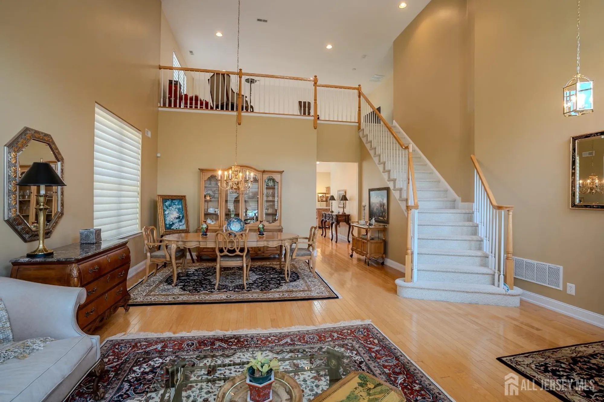 Property Slideshow image 5 of 38 | 9 copernicus ct, East Windsor, NJ, 08512