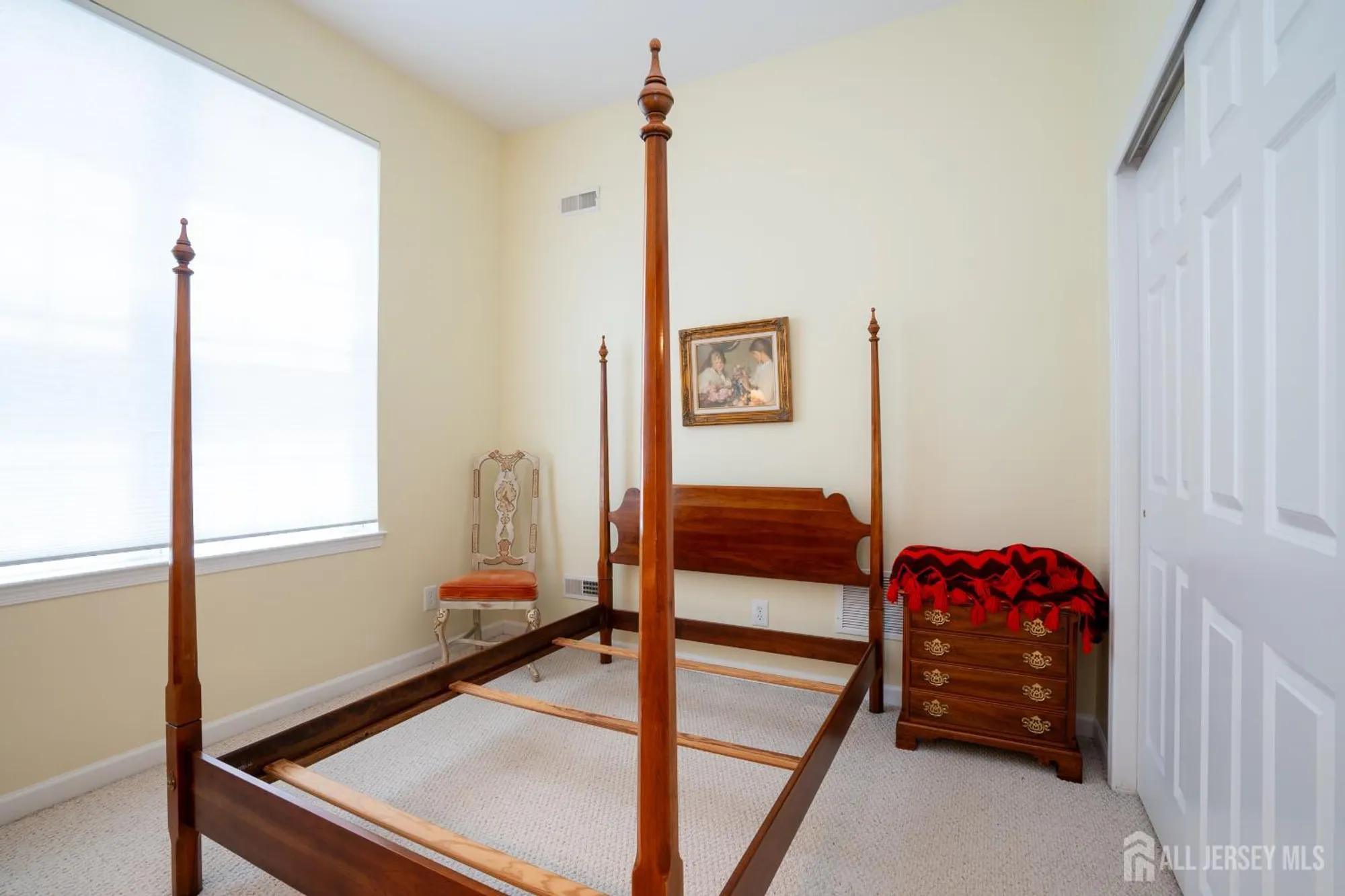 Property Slideshow image 29 of 38 | 9 copernicus ct, East Windsor, NJ, 08512