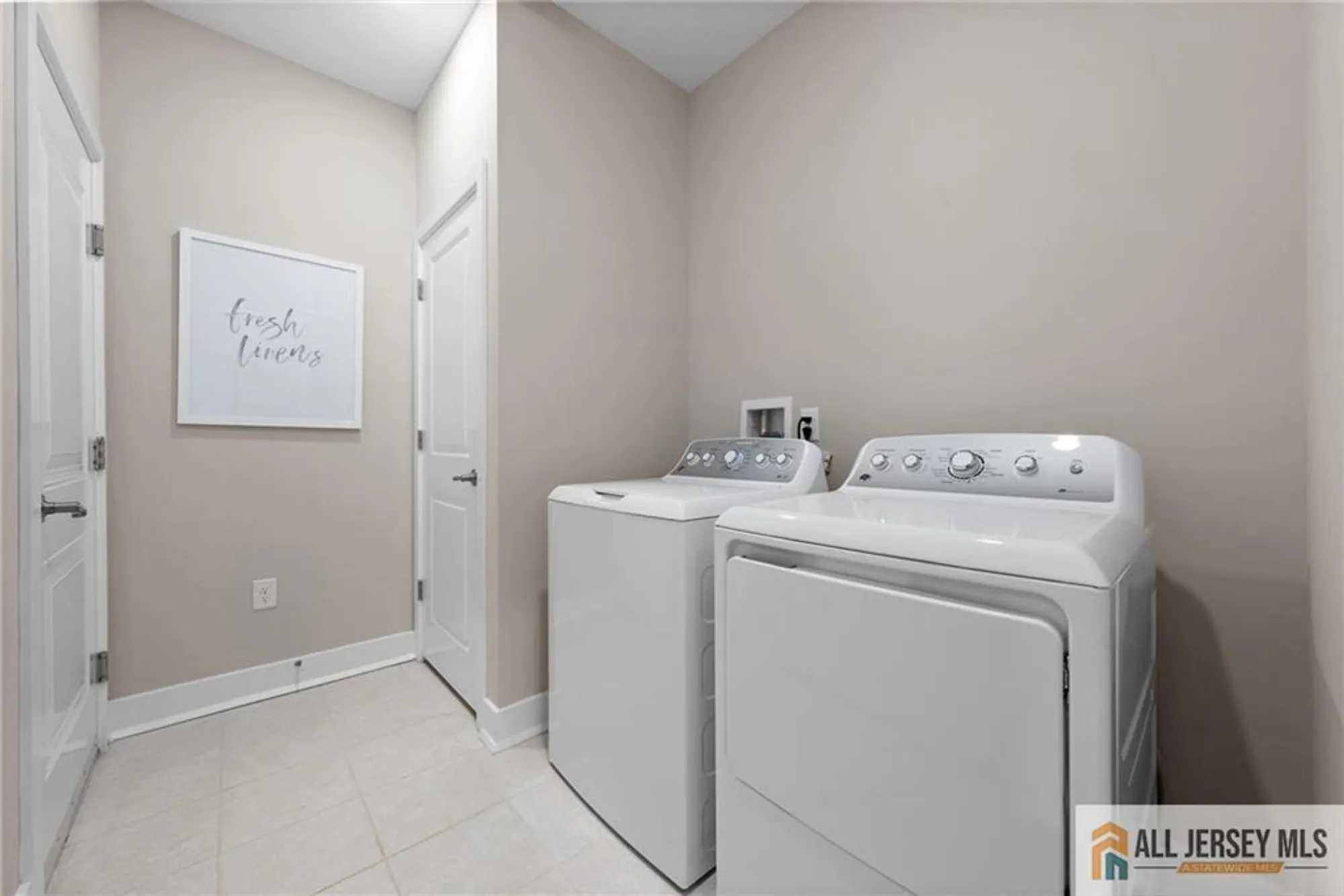 Property Slideshow image 39 of 52 | 11 galerie ct, Monroe, NJ, 08831