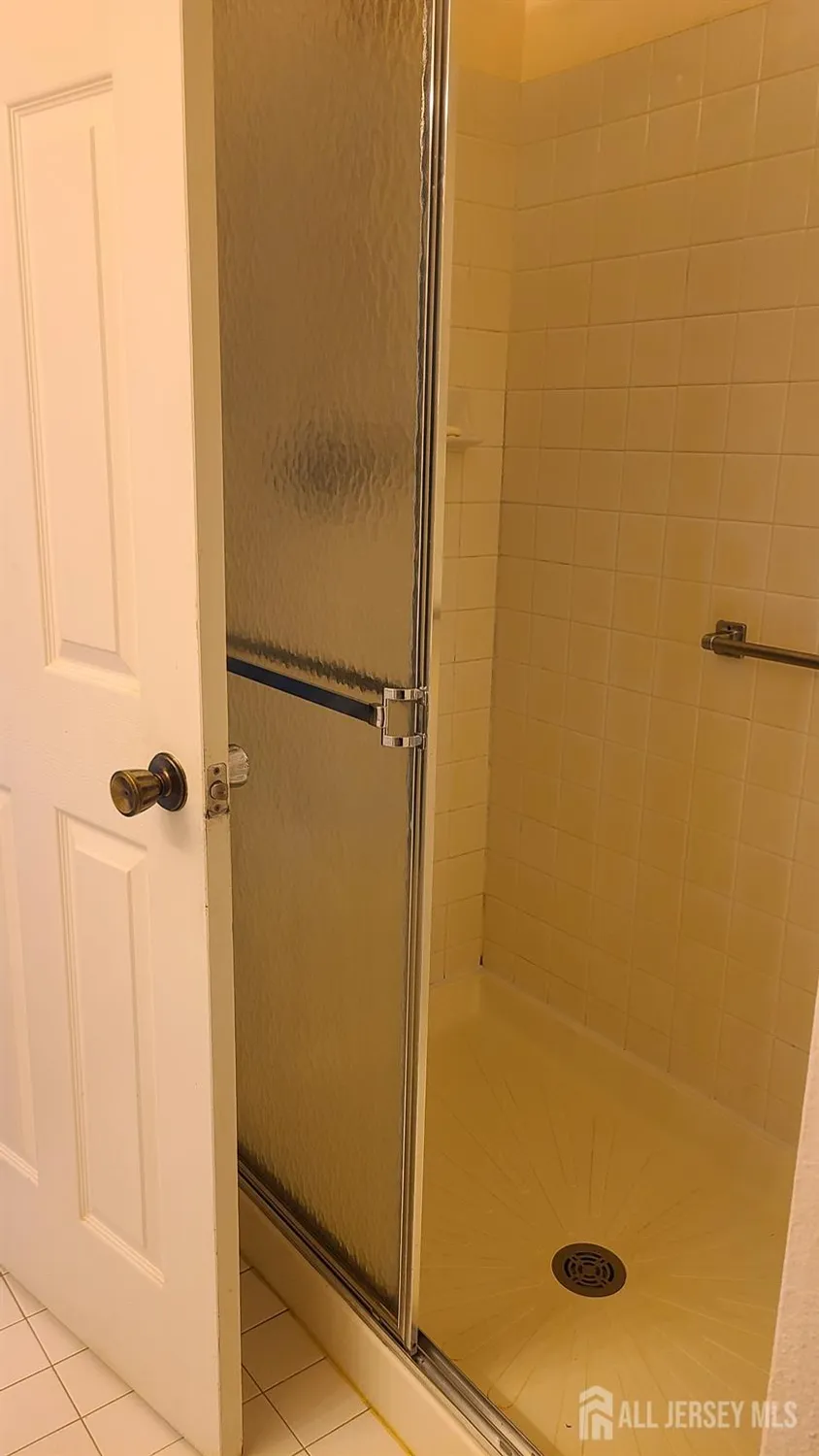 Property Slideshow image 14 of 22 | 666a azalea plz # 666a, Monroe, NJ, 08831