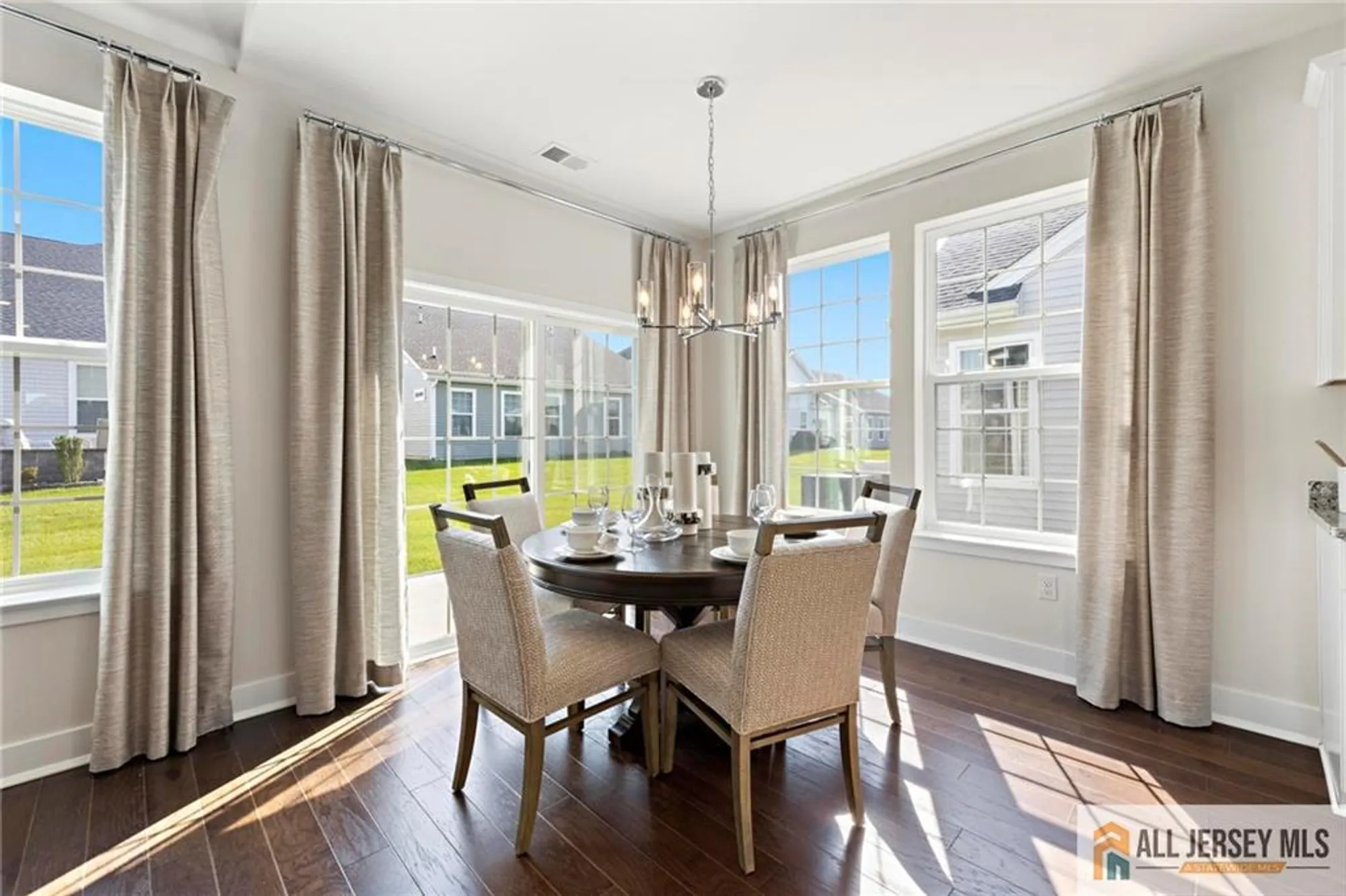 Property Slideshow image 20 of 52 | 11 galerie ct, Monroe, NJ, 08831