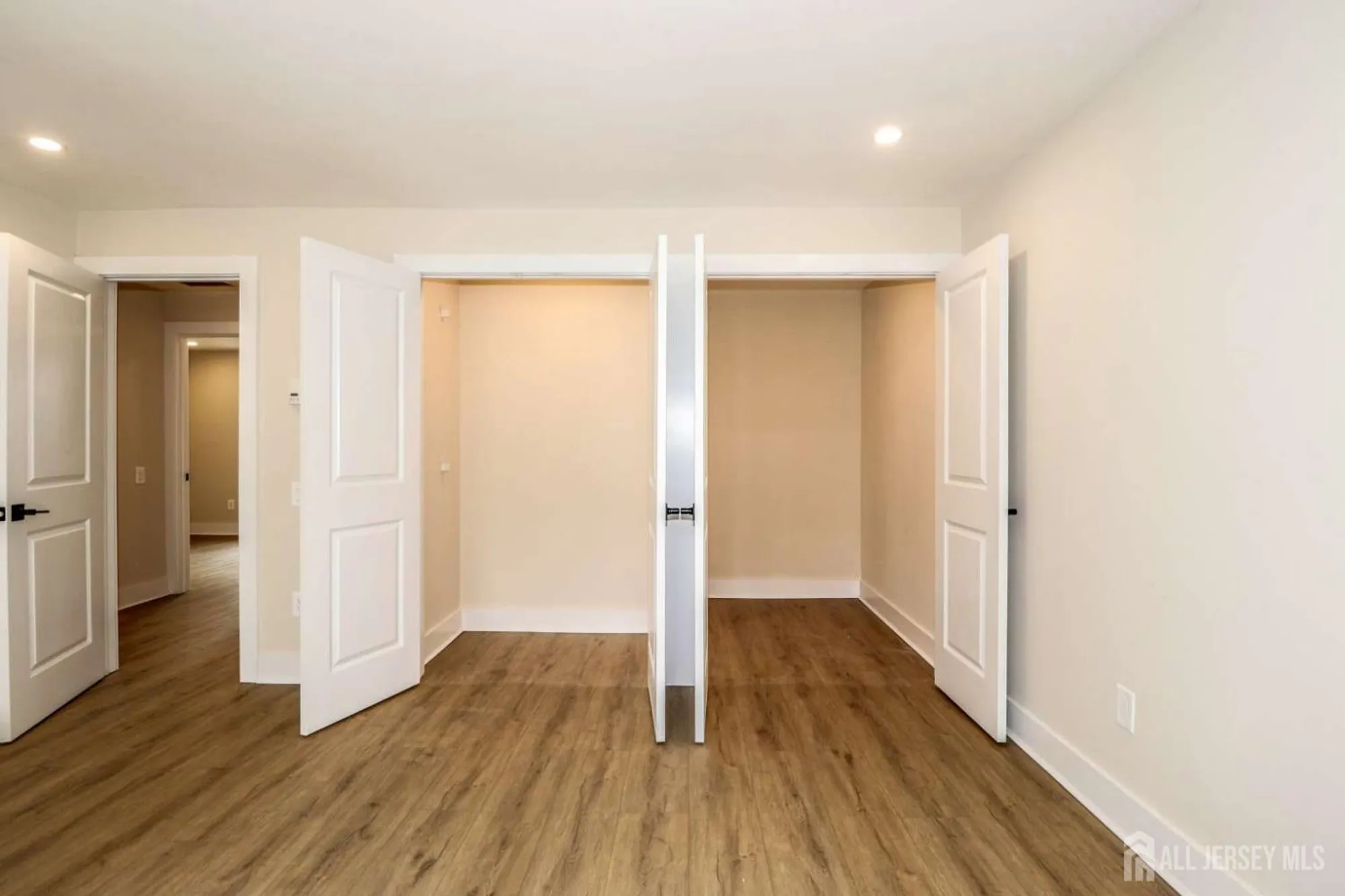 Property Slideshow image 18 of 22 | 94 salix plz a, Monroe, NJ, 08831