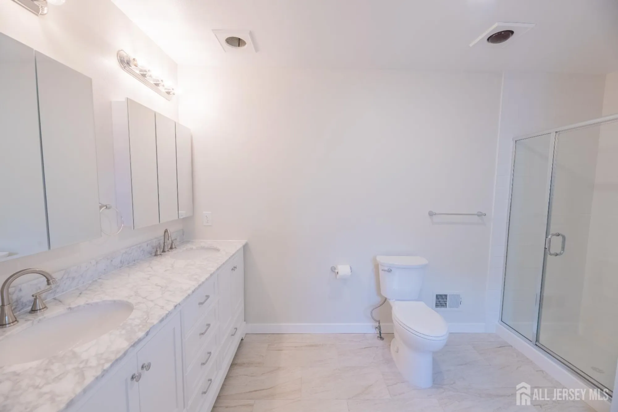 Property Slideshow image 48 of 67 | 218 n pondview blvd, Monroe, NJ, 08831