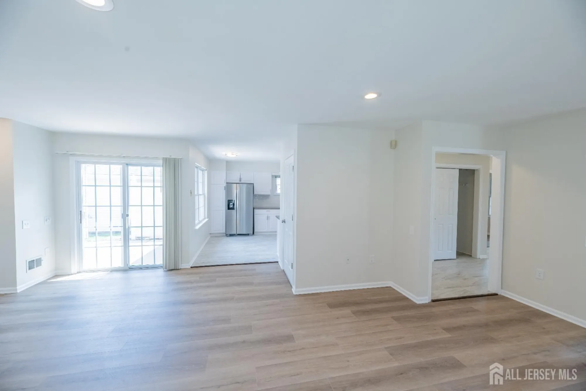 Property Slideshow image 35 of 67 | 218 n pondview blvd, Monroe, NJ, 08831