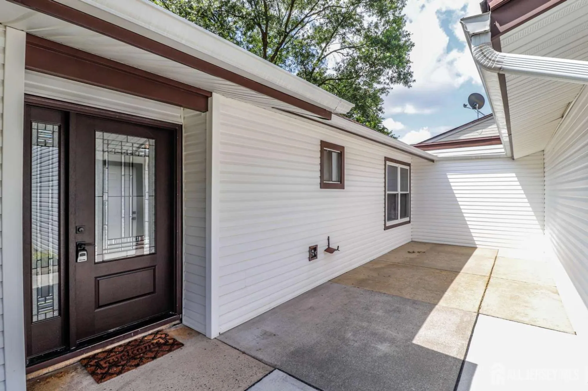 Property Slideshow image 8 of 22 | 94 salix plz a, Monroe, NJ, 08831