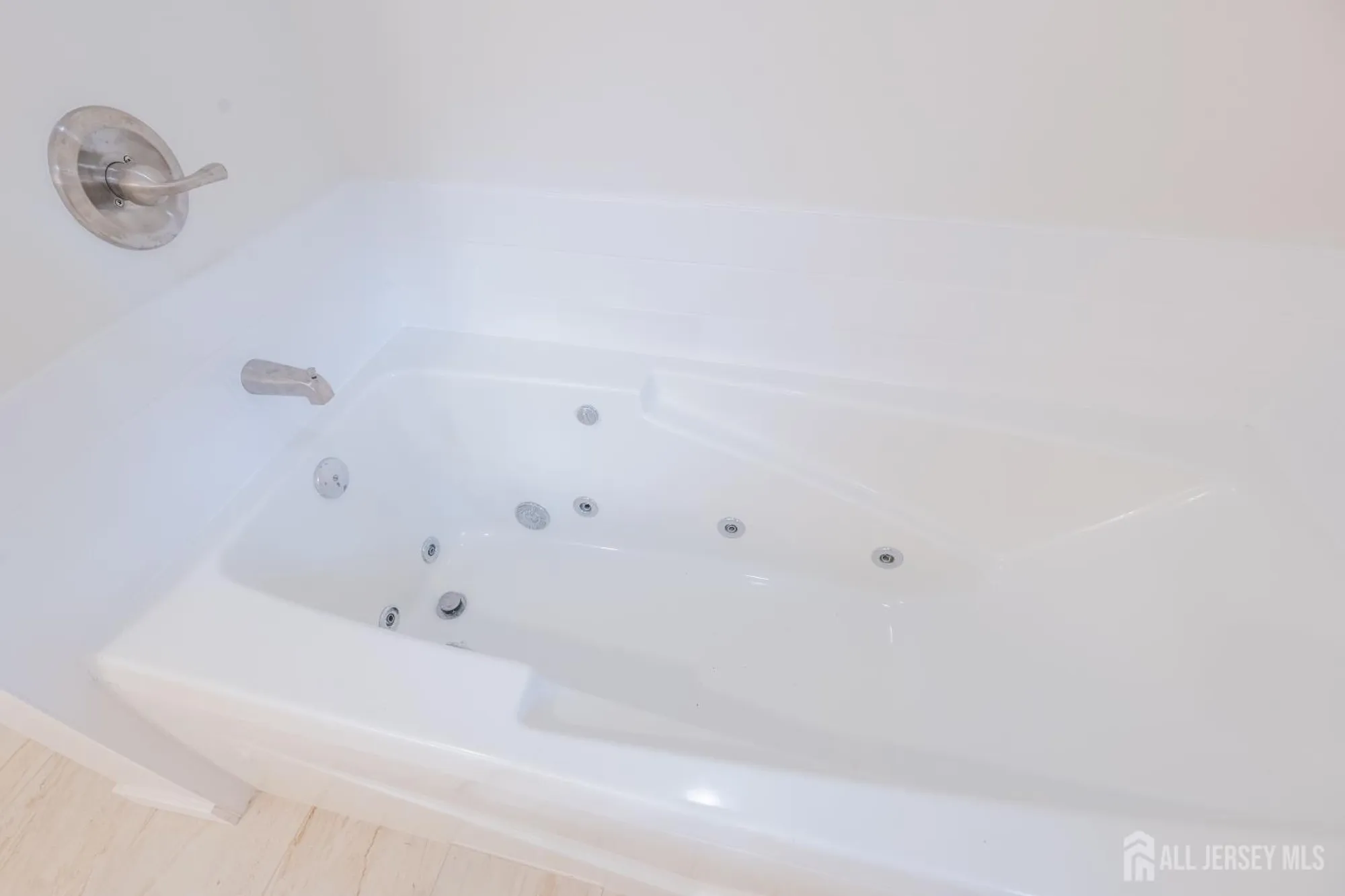 Property Slideshow image 47 of 67 | 218 n pondview blvd, Monroe, NJ, 08831