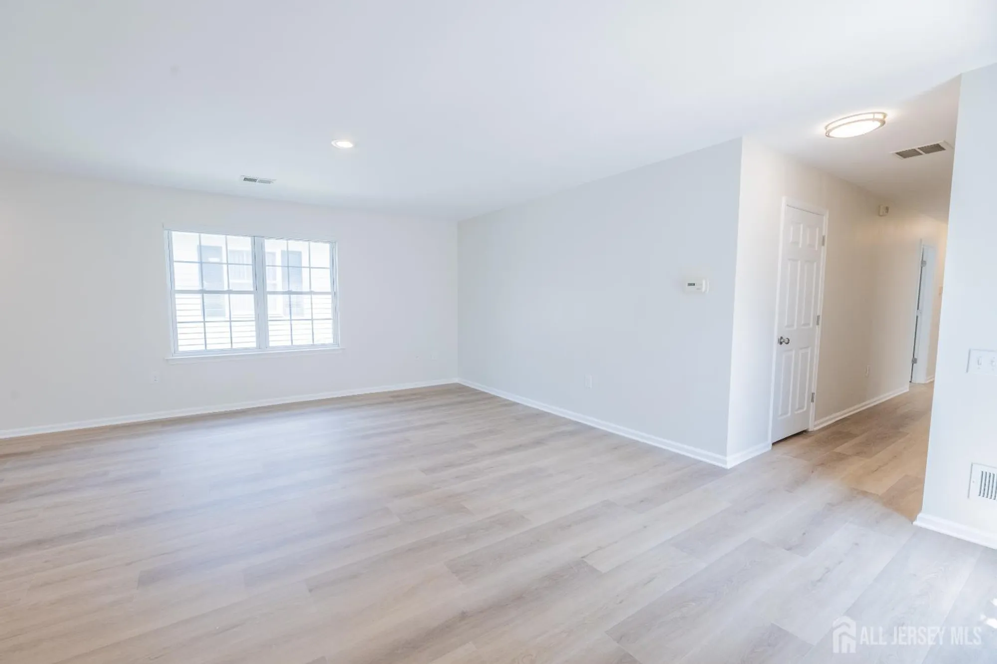 Property Slideshow image 26 of 67 | 218 n pondview blvd, Monroe, NJ, 08831