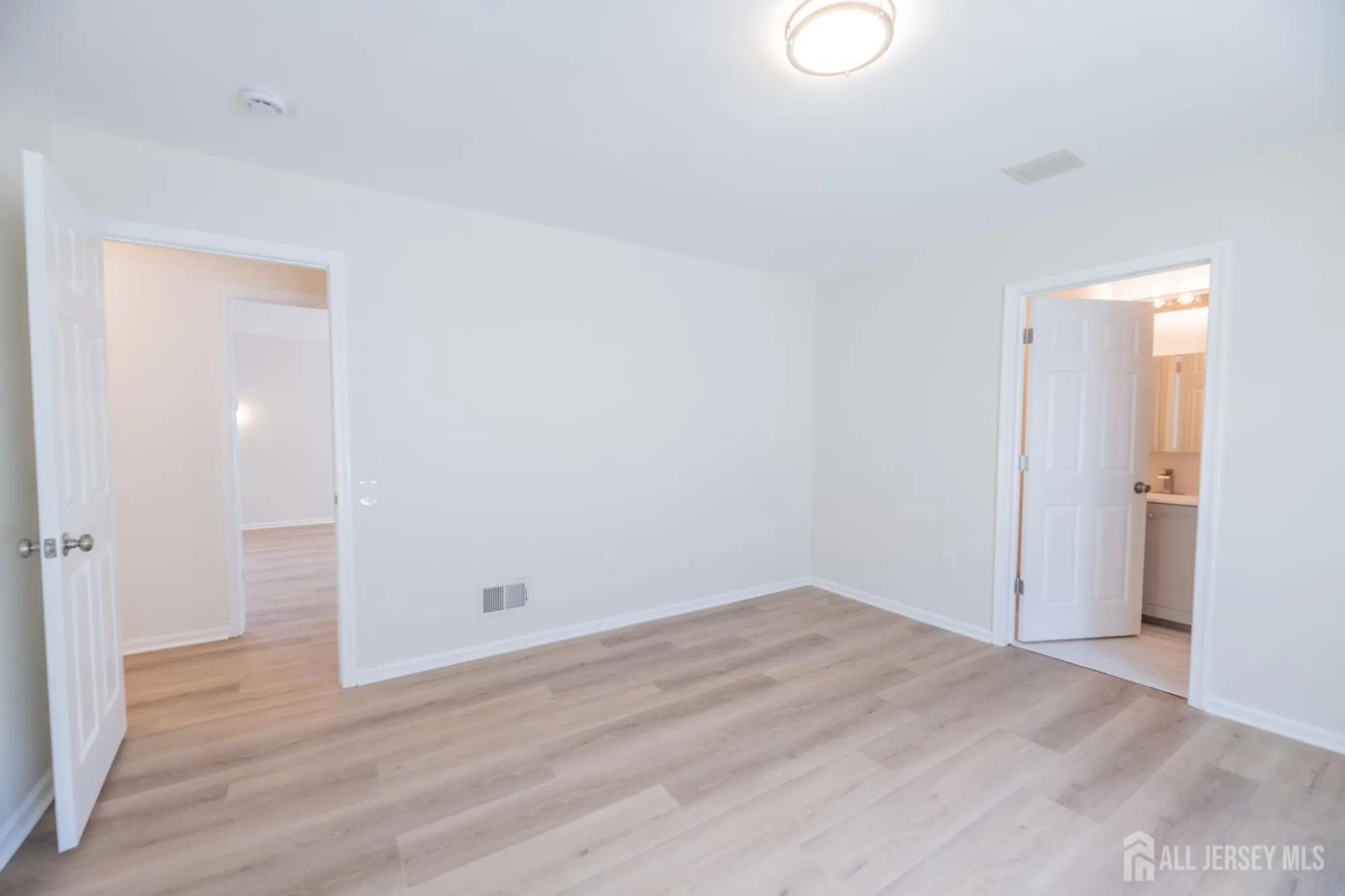 Property Slideshow image 51 of 67 | 218 n pondview blvd, Monroe, NJ, 08831