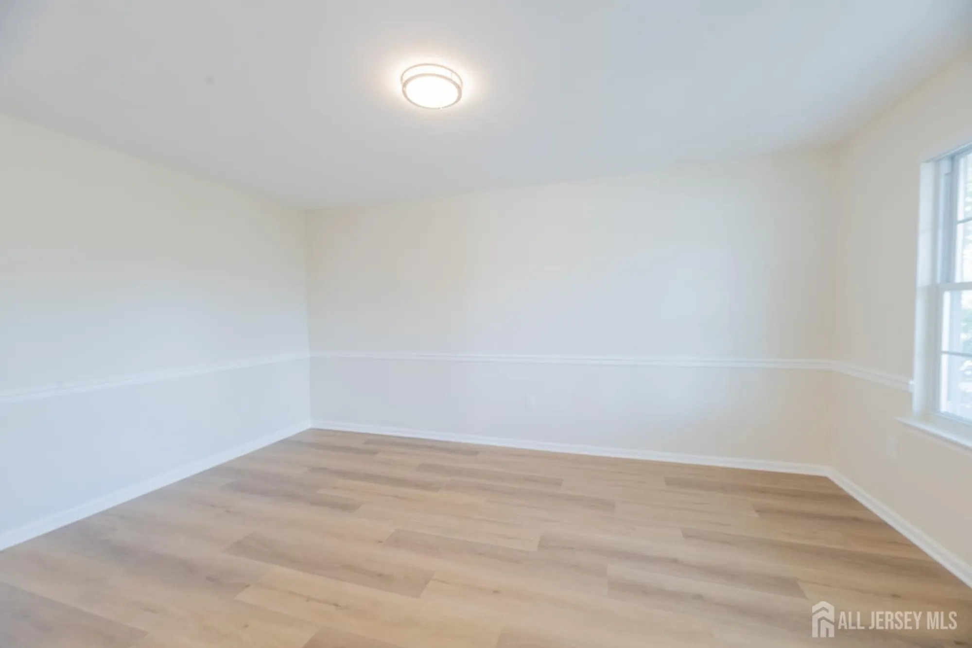 Property Slideshow image 13 of 67 | 218 n pondview blvd, Monroe, NJ, 08831