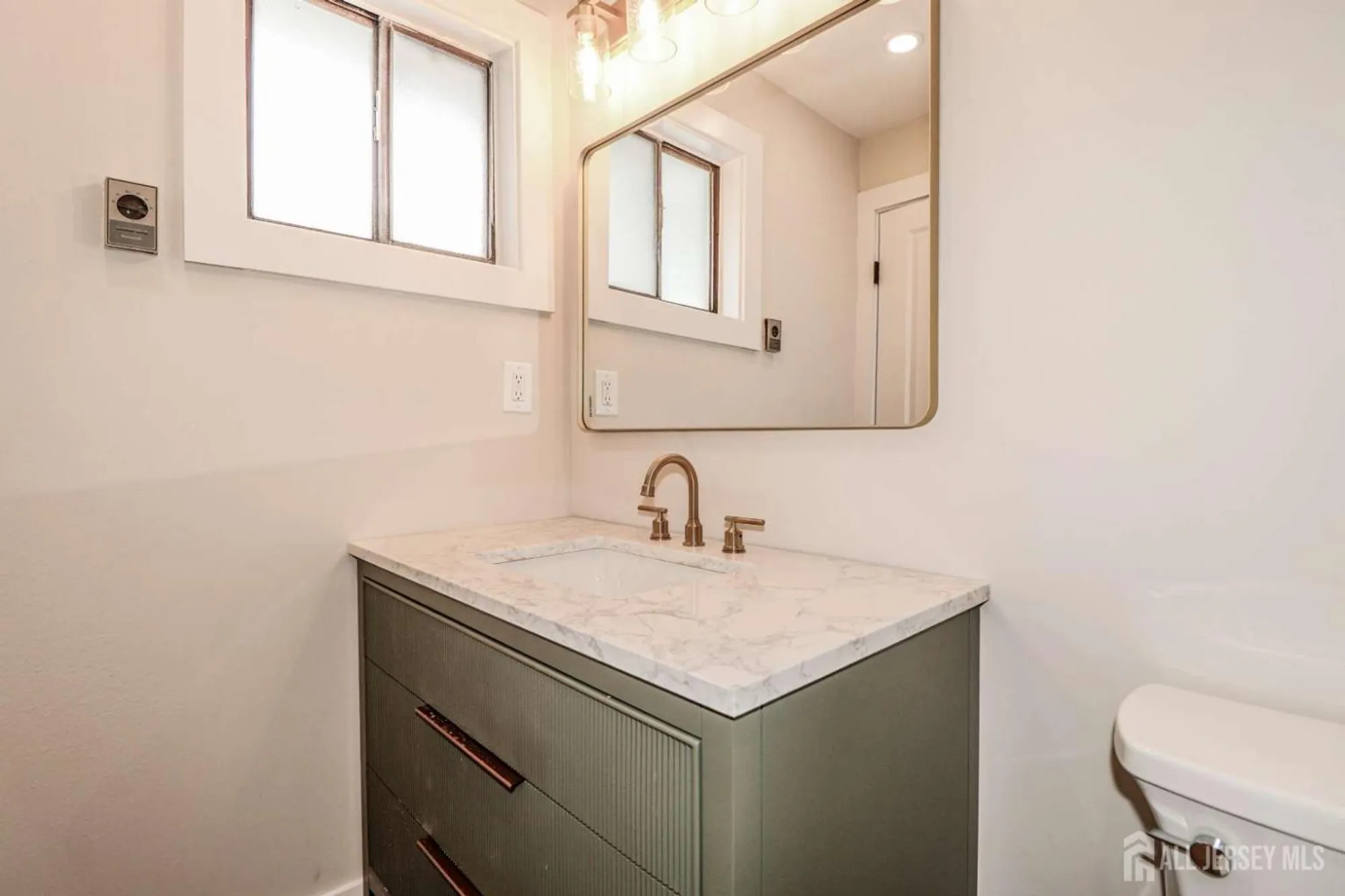 Property Slideshow image 15 of 22 | 94 salix plz a, Monroe, NJ, 08831