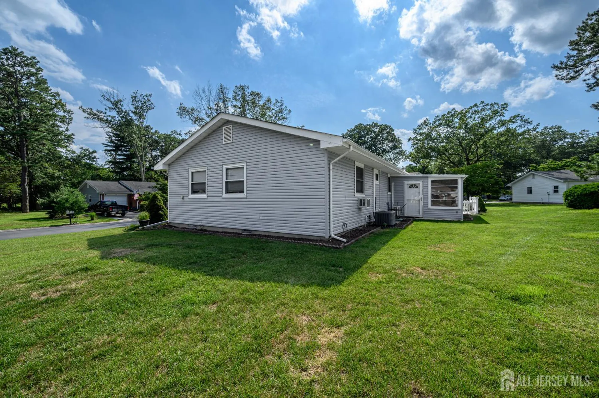 Property Slideshow image 36 of 37 | 23 bowie dr, Whiting, NJ, 08759