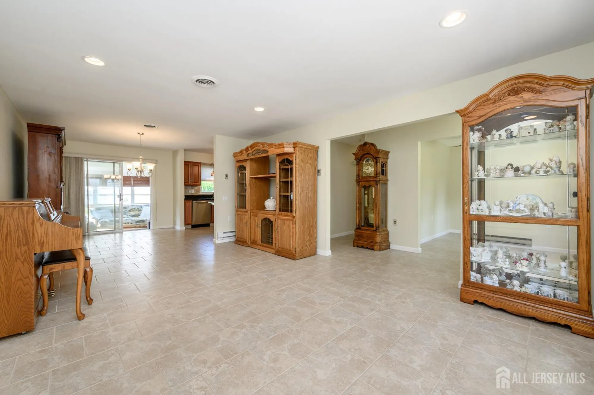 Property Slideshow image 8 of 37 | 23 bowie dr, Whiting, NJ, 08759