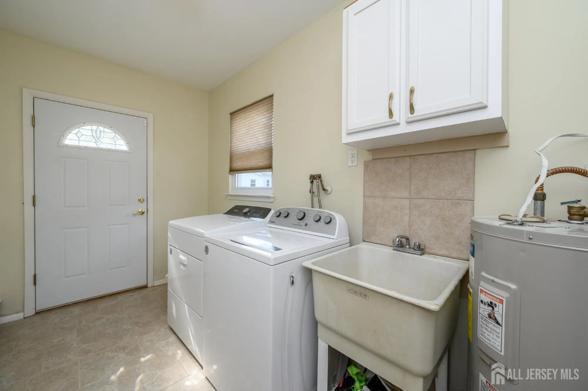Property Slideshow image 14 of 37 | 23 bowie dr, Whiting, NJ, 08759