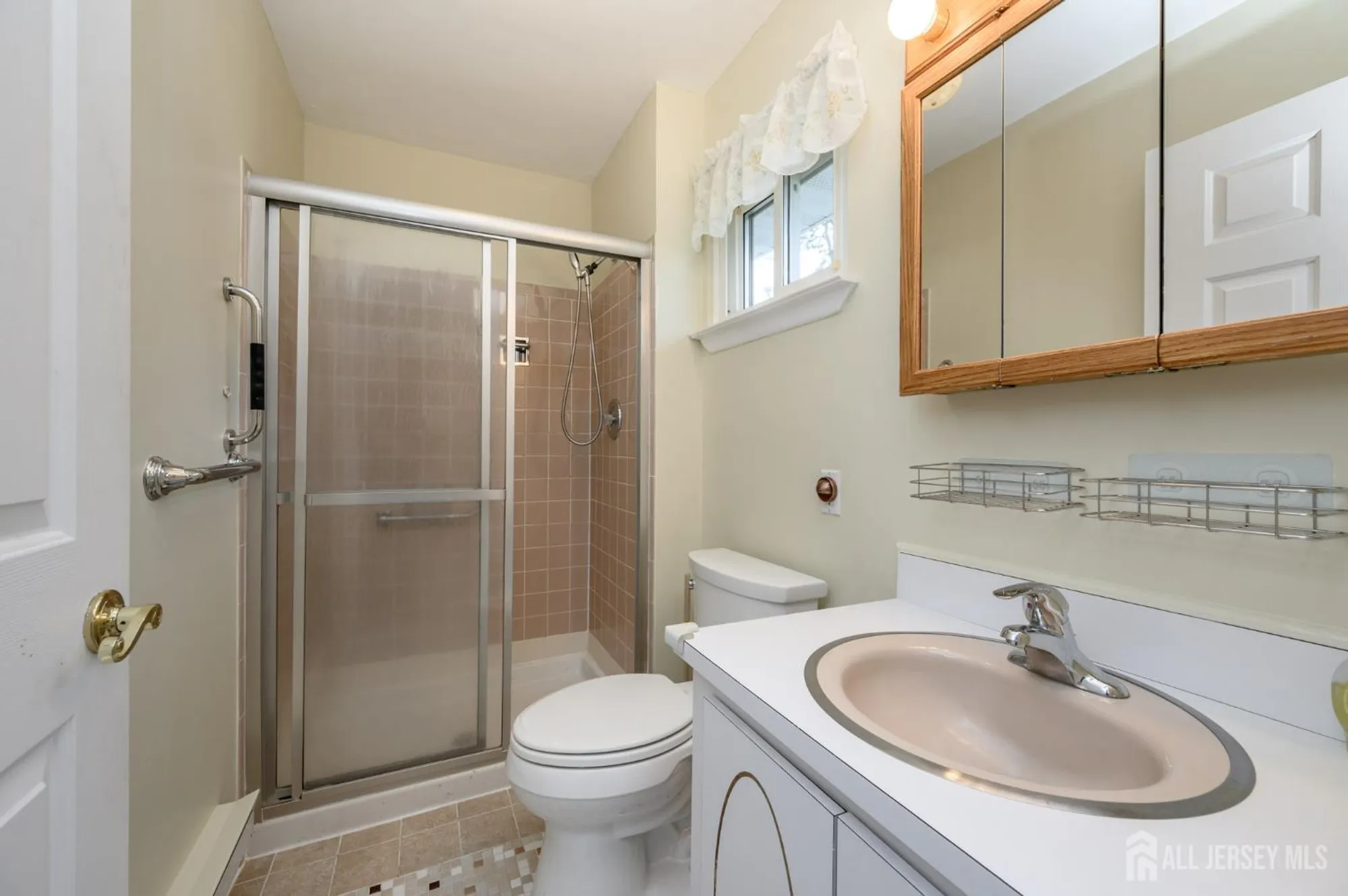Property Slideshow image 27 of 37 | 23 bowie dr, Whiting, NJ, 08759