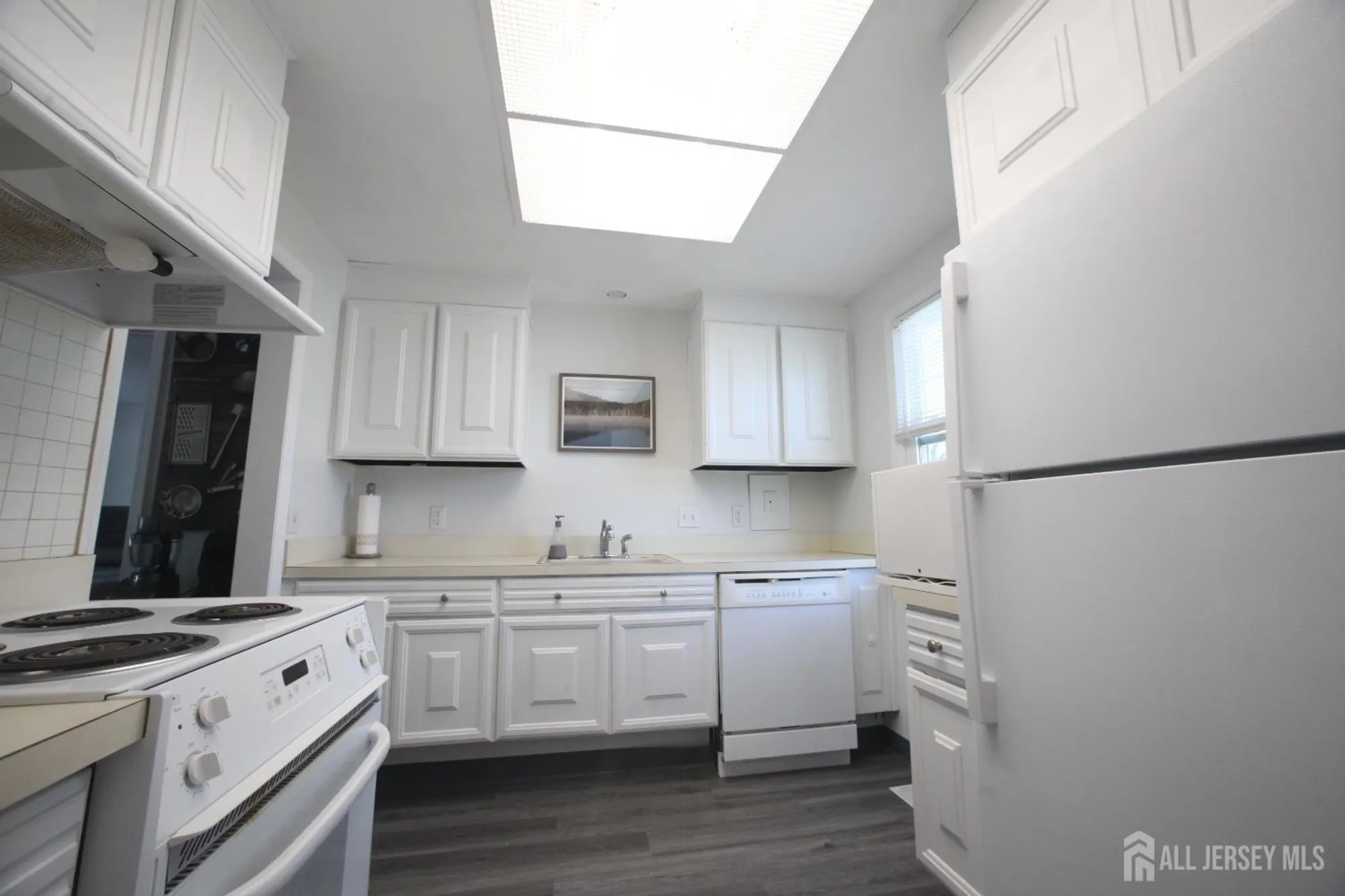 Property Slideshow image 5 of 16 | 103n gloucester way, Monroe, NJ, 08831