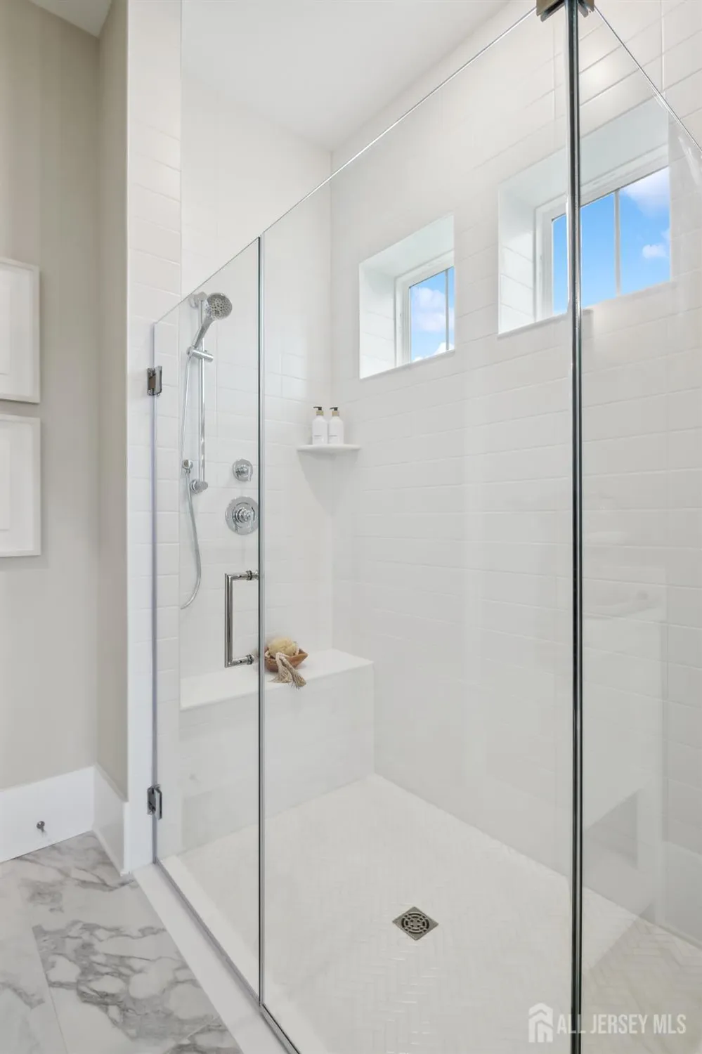 Property Slideshow image 15 of 40 | 8 mount dr # 9, Plainsboro, NJ, 08536