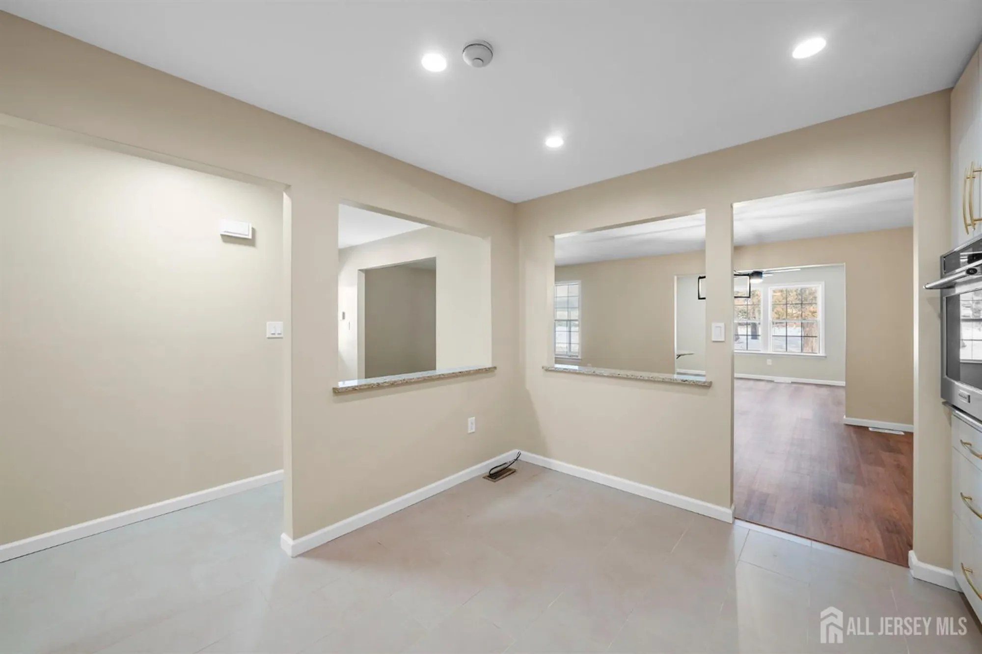 Property Slideshow image 10 of 15 | 15 betsy ross dr b, Monroe, NJ, 08831