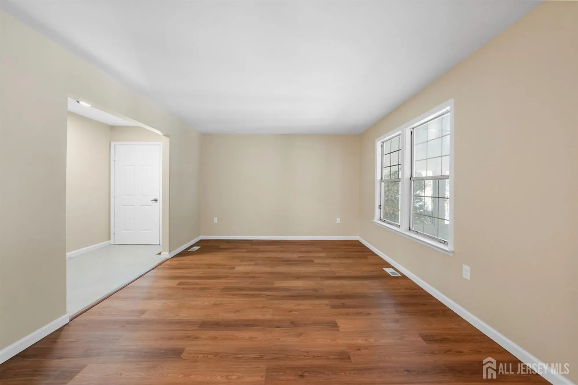 Property Slideshow image 11 of 15 | 15 betsy ross dr b, Monroe, NJ, 08831