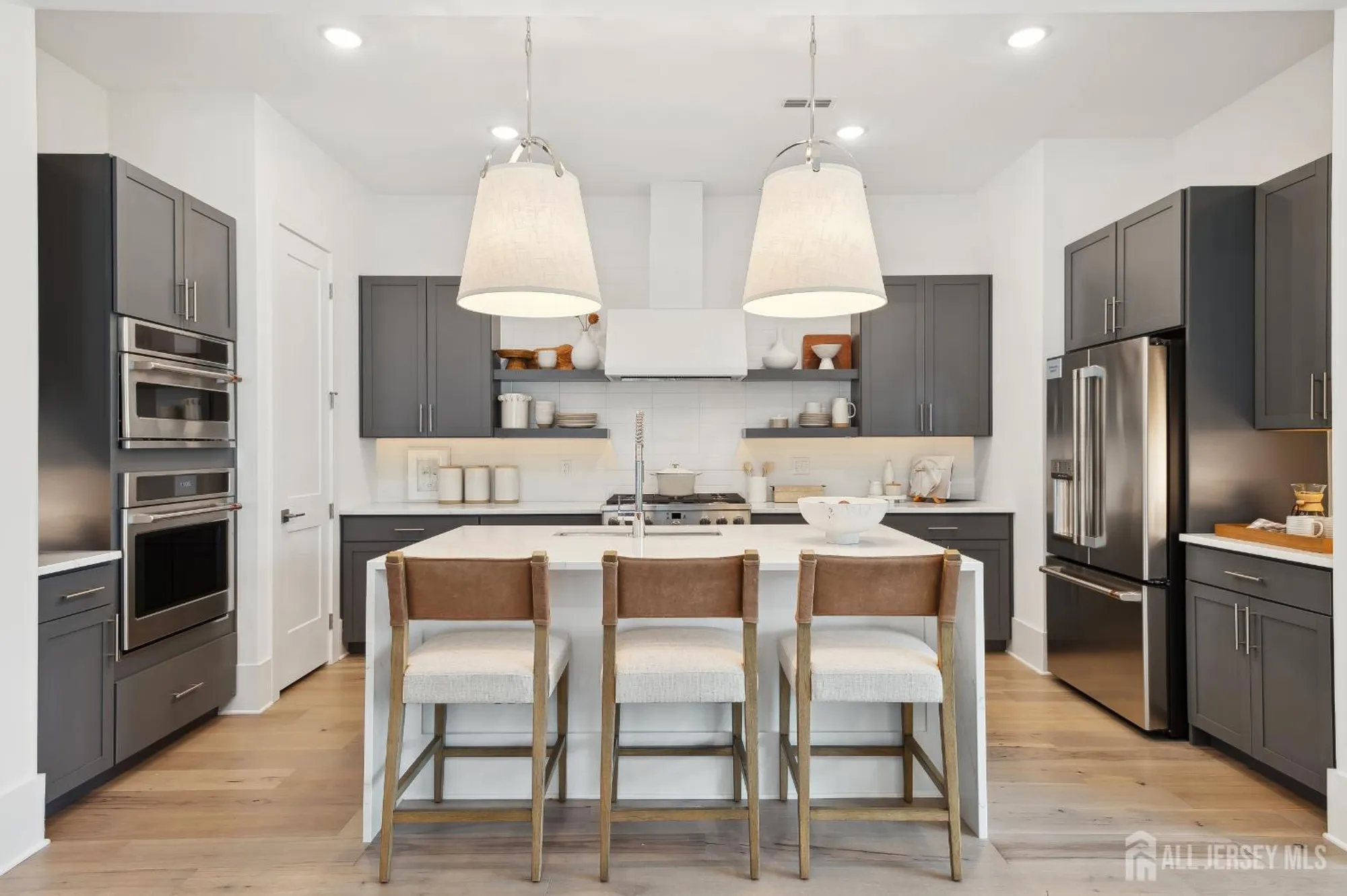 Property Slideshow image 27 of 40 | 8 mount dr # 9, Plainsboro, NJ, 08536