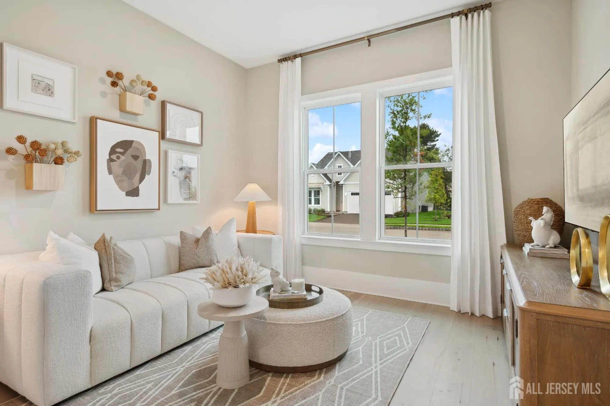 Property Slideshow image 19 of 40 | 8 mount dr # 9, Plainsboro, NJ, 08536