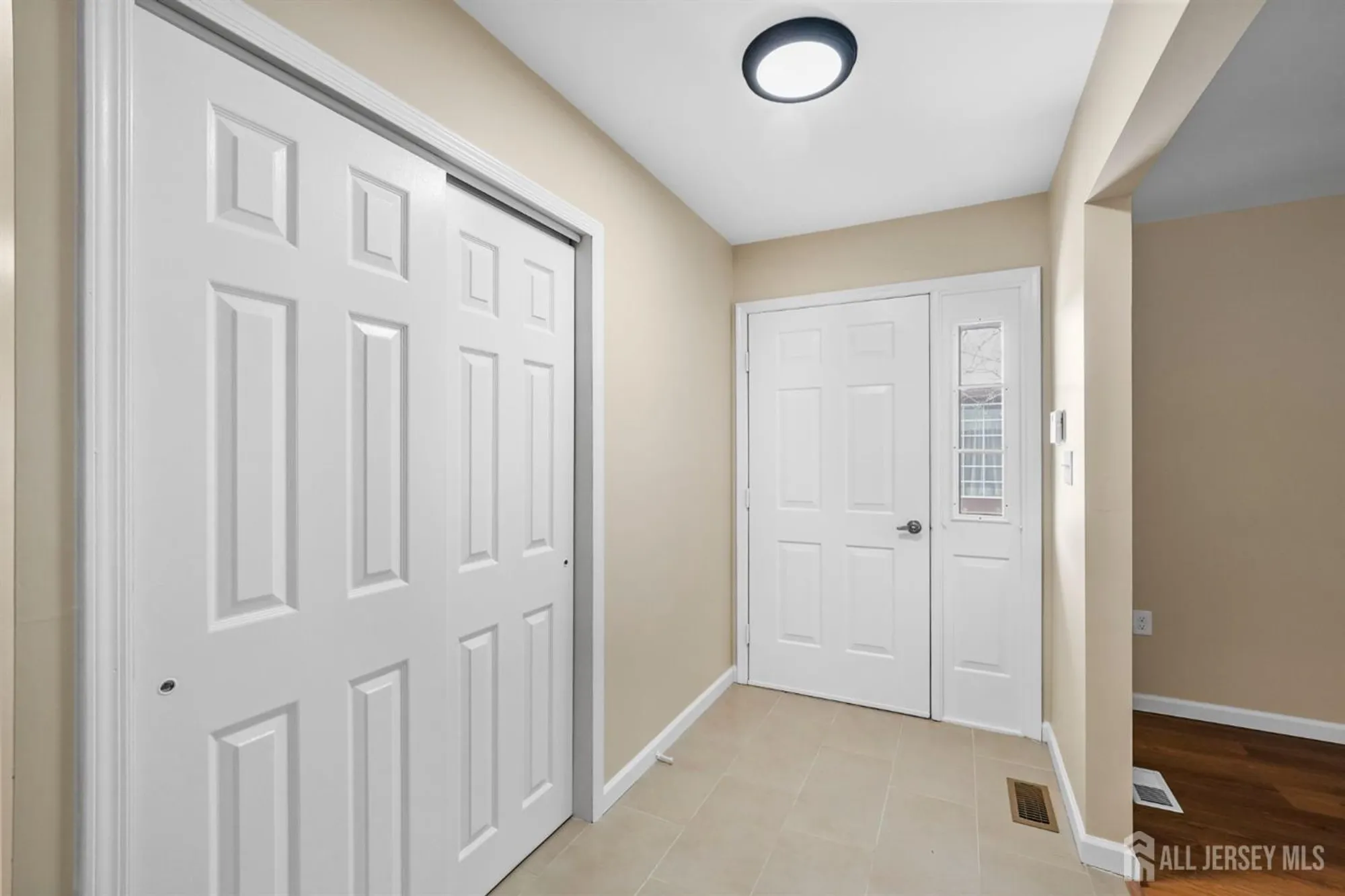 Property Slideshow image 9 of 15 | 15 betsy ross dr b, Monroe, NJ, 08831