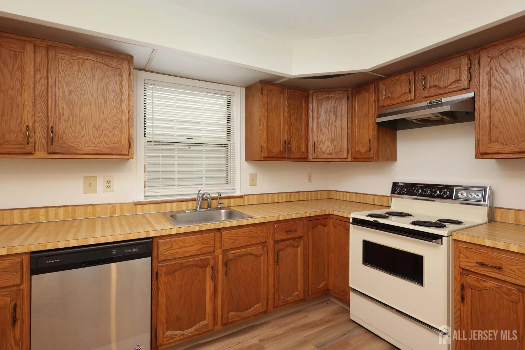 Property Slideshow image 9 of 33 | 123g concordia cir g, Monroe, NJ, 08831