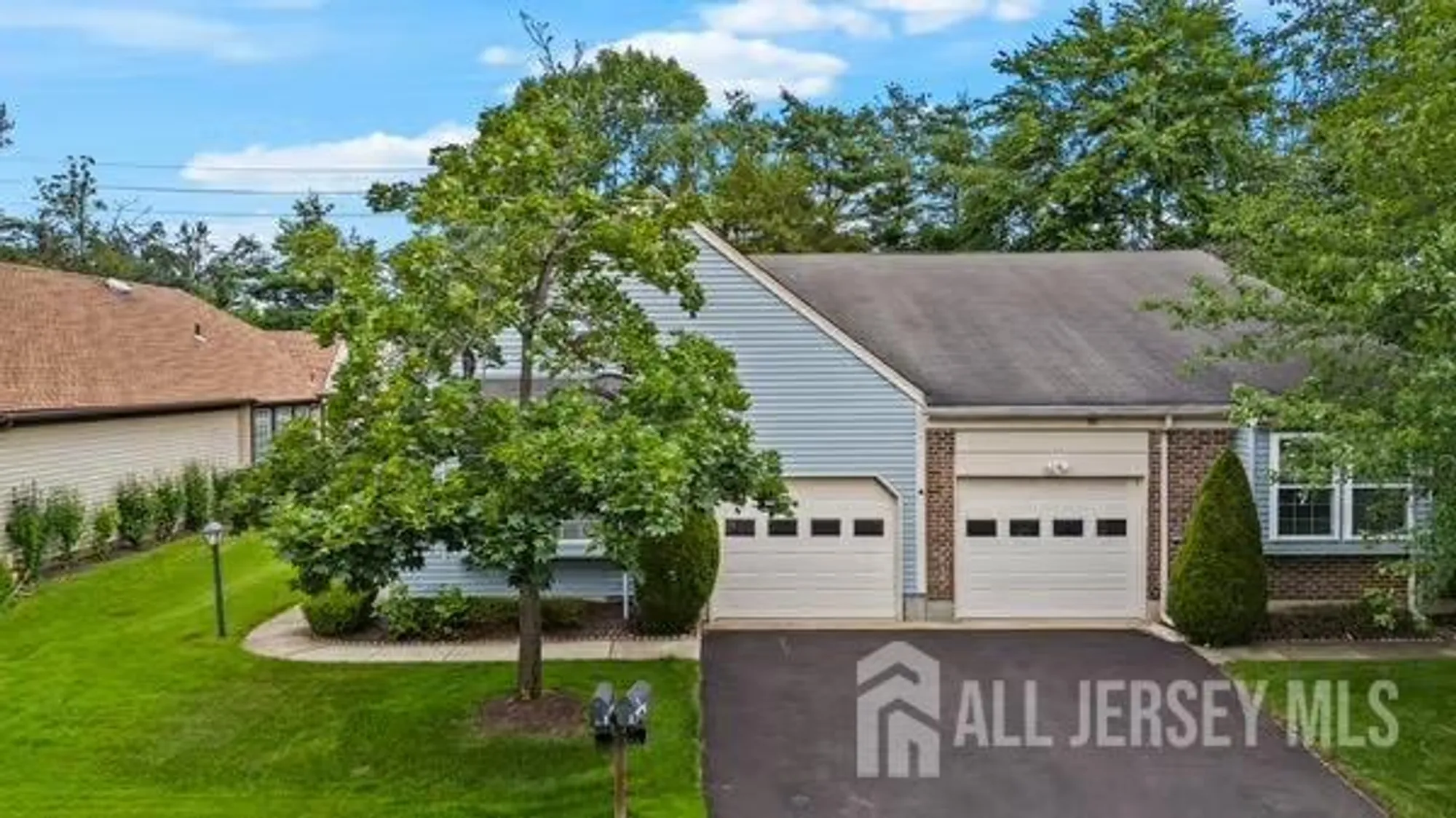 Property Slideshow image 1 of 15 | 15 betsy ross dr b, Monroe, NJ, 08831