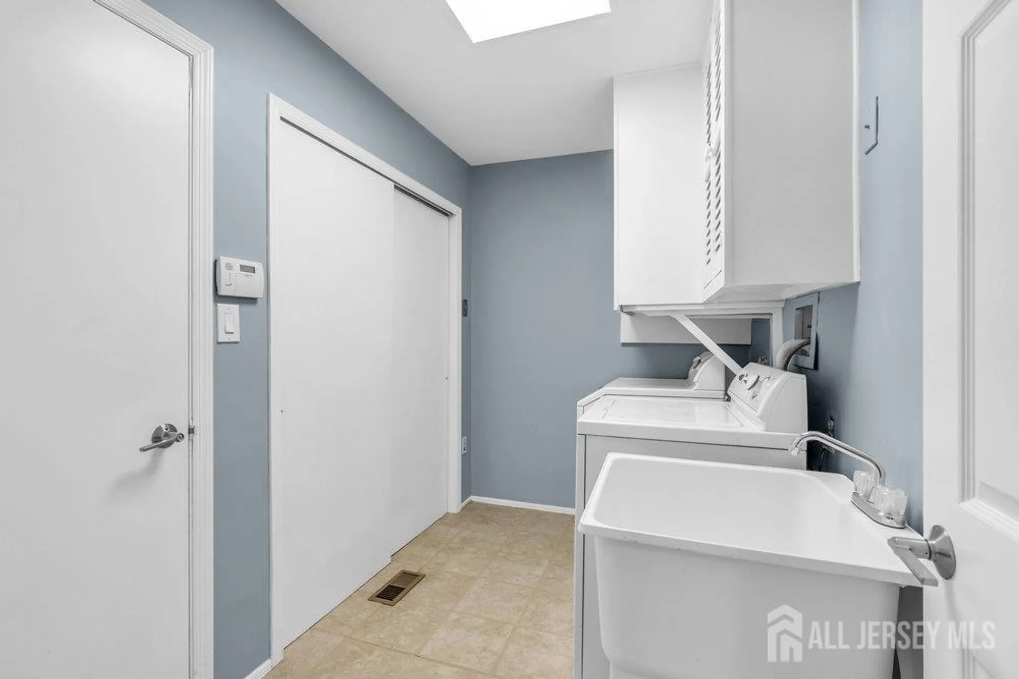 Property Slideshow image 37 of 47 | 8 ethan allen dr a, Monroe, NJ, 08831