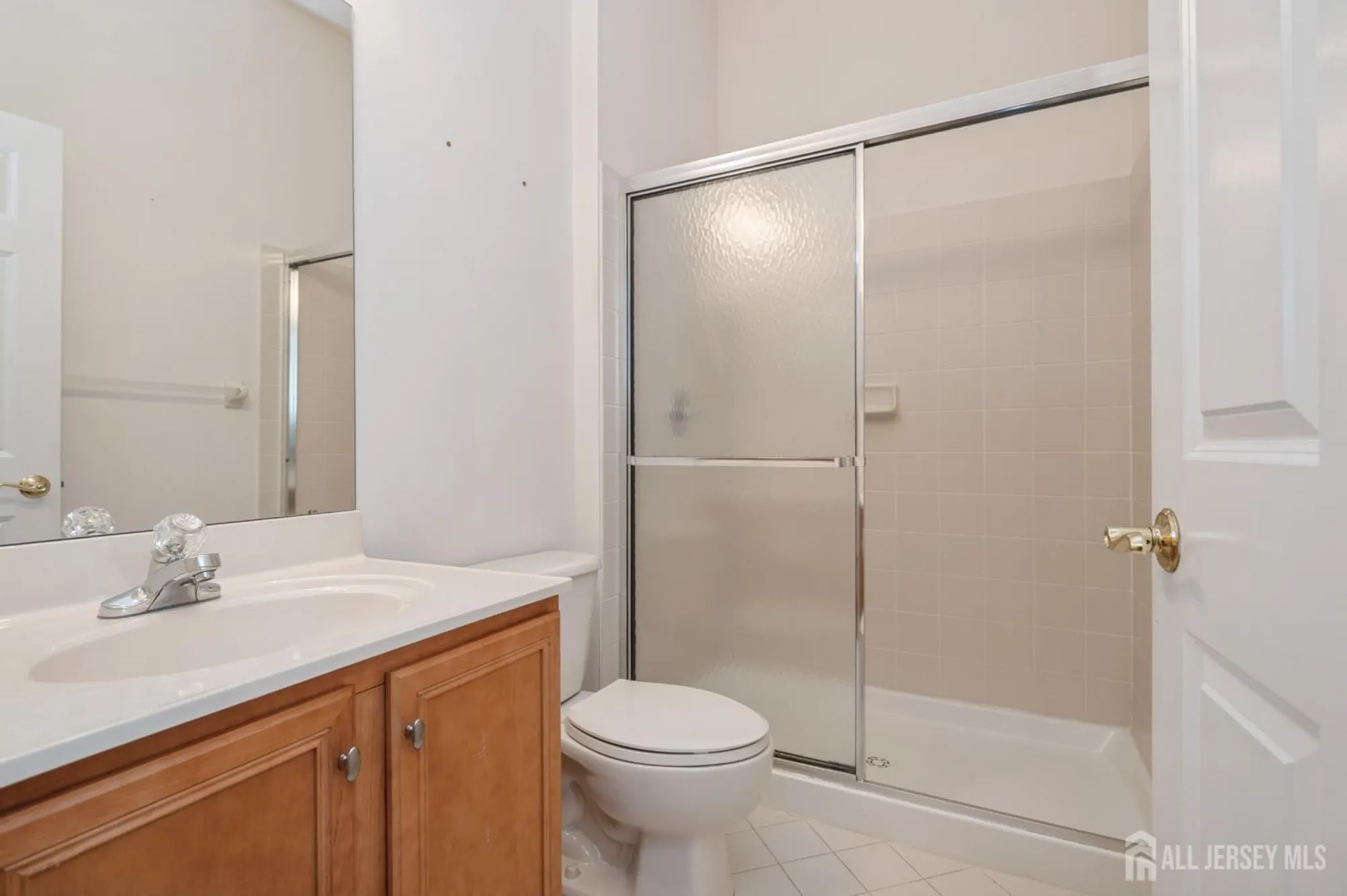 Property Slideshow image 21 of 38 | 9 glen eagles way, Monroe, NJ, 08831